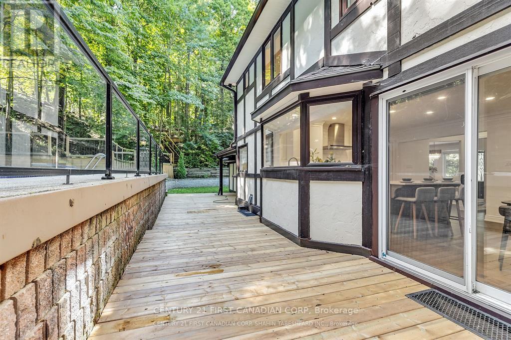 441 Westmount Drive, London South, Ontario  N6K 1X4 - Photo 32 - X12431640