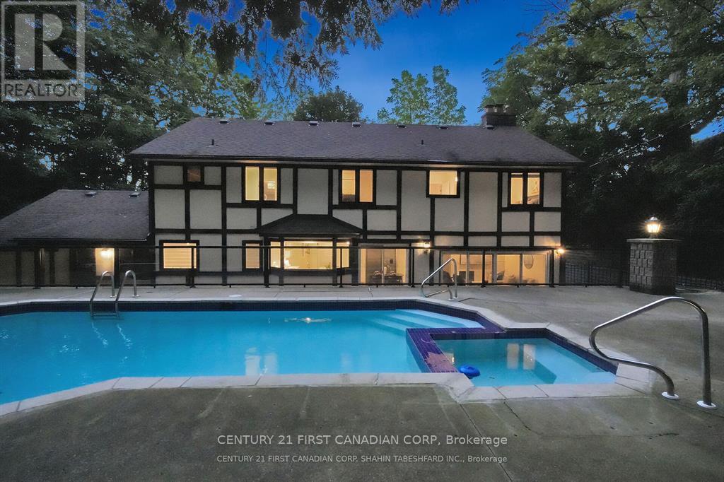 441 Westmount Drive, London South, Ontario  N6K 1X4 - Photo 37 - X12431640
