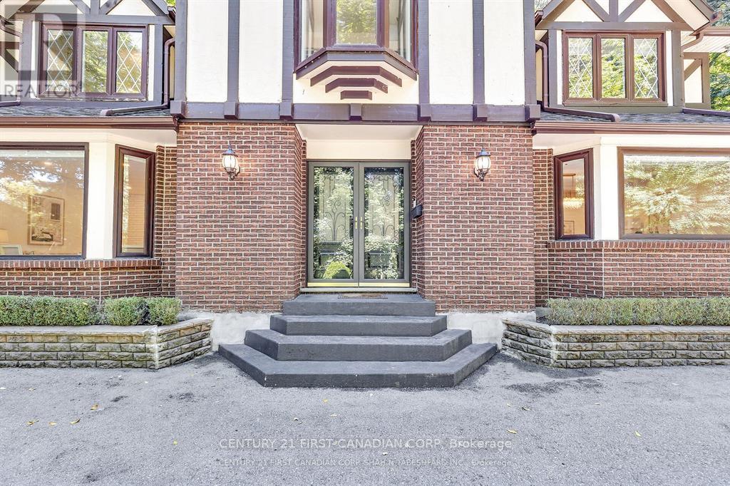 441 Westmount Drive, London South, Ontario  N6K 1X4 - Photo 4 - X12431640
