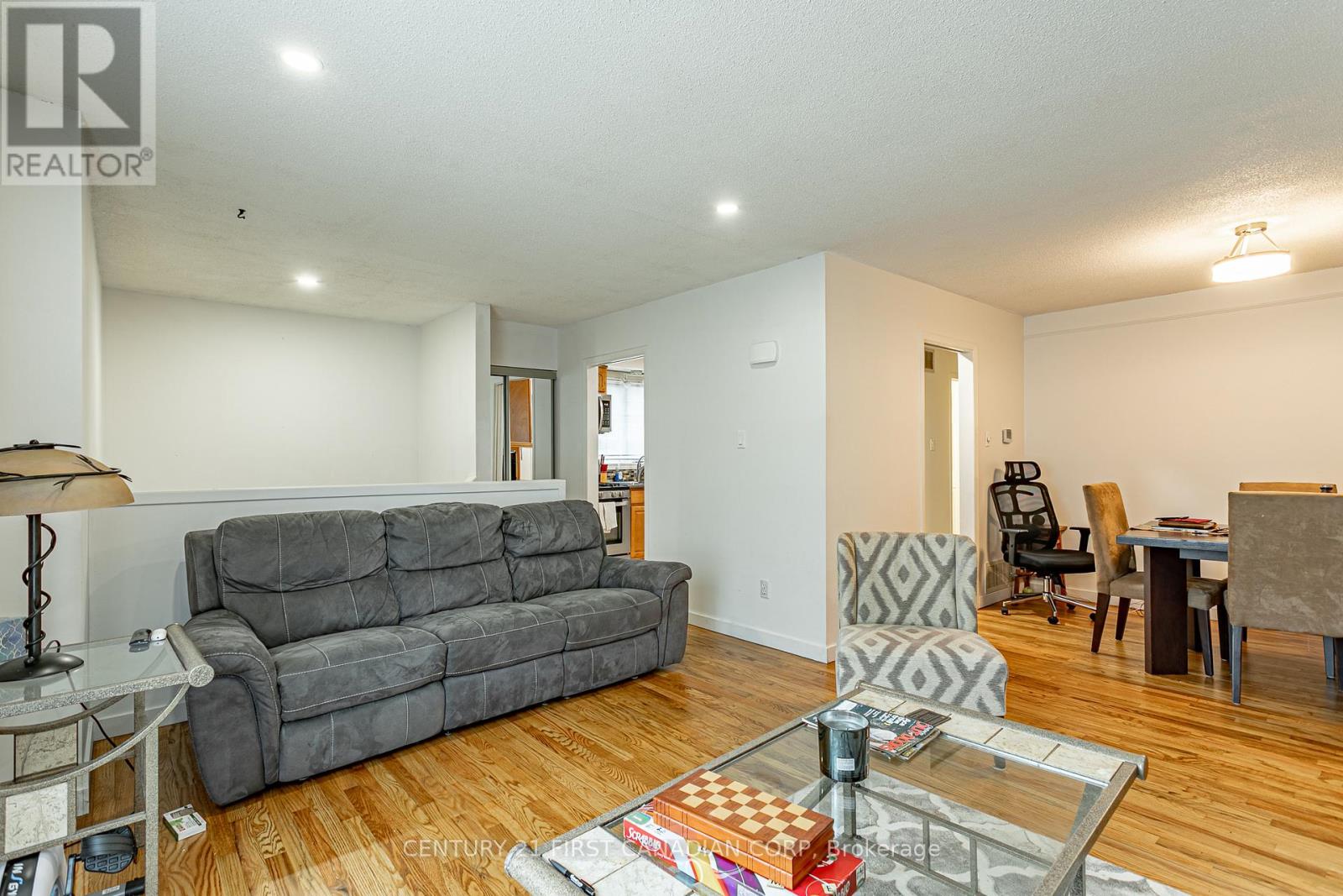 140 River Run Terrace, London East, Ontario  N5W 5Z1 - Photo 4 - X12431700