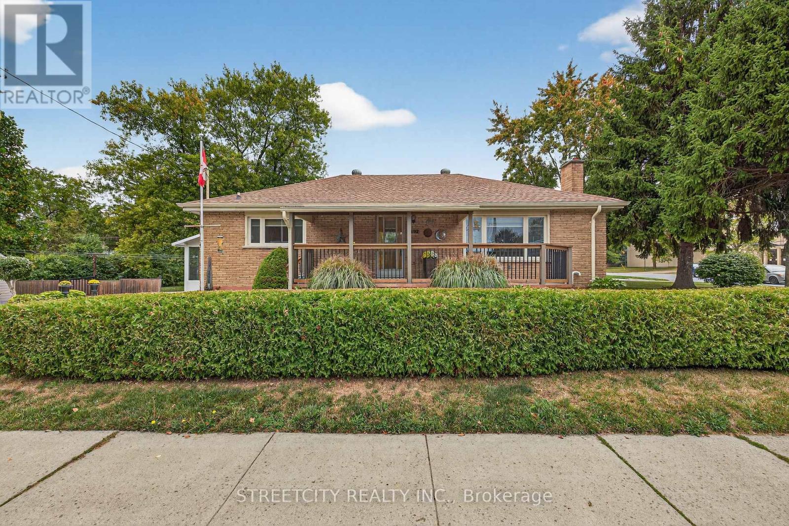 1892 Wavell Street, London East, Ontario  N5W 2E5 - Photo 1 - X12431702