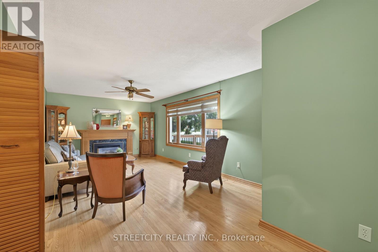 1892 Wavell Street, London East, Ontario  N5W 2E5 - Photo 12 - X12431702
