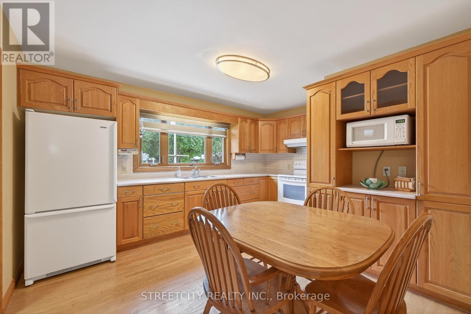 1892 Wavell Street, London East, Ontario  N5W 2E5 - Photo 13 - X12431702