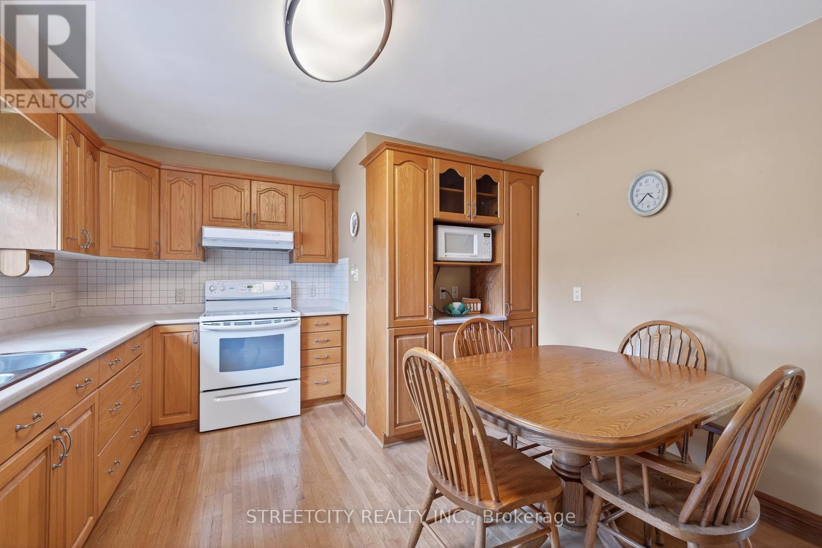 1892 Wavell Street, London East, Ontario  N5W 2E5 - Photo 14 - X12431702