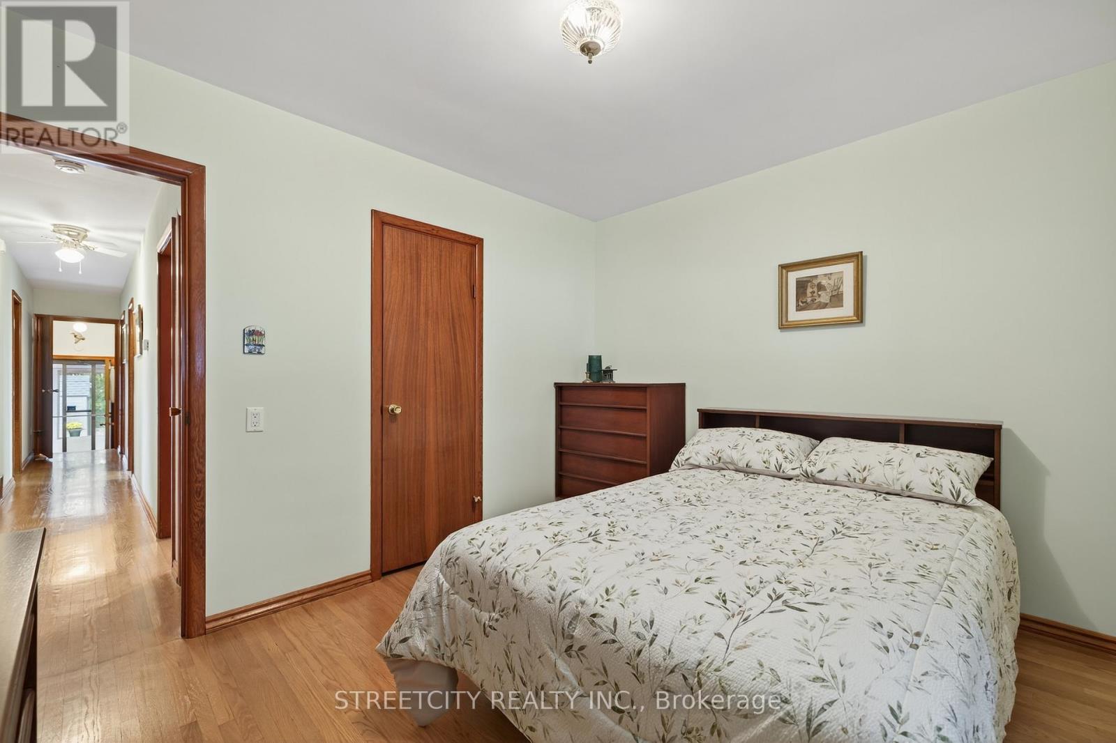 1892 Wavell Street, London East, Ontario  N5W 2E5 - Photo 18 - X12431702