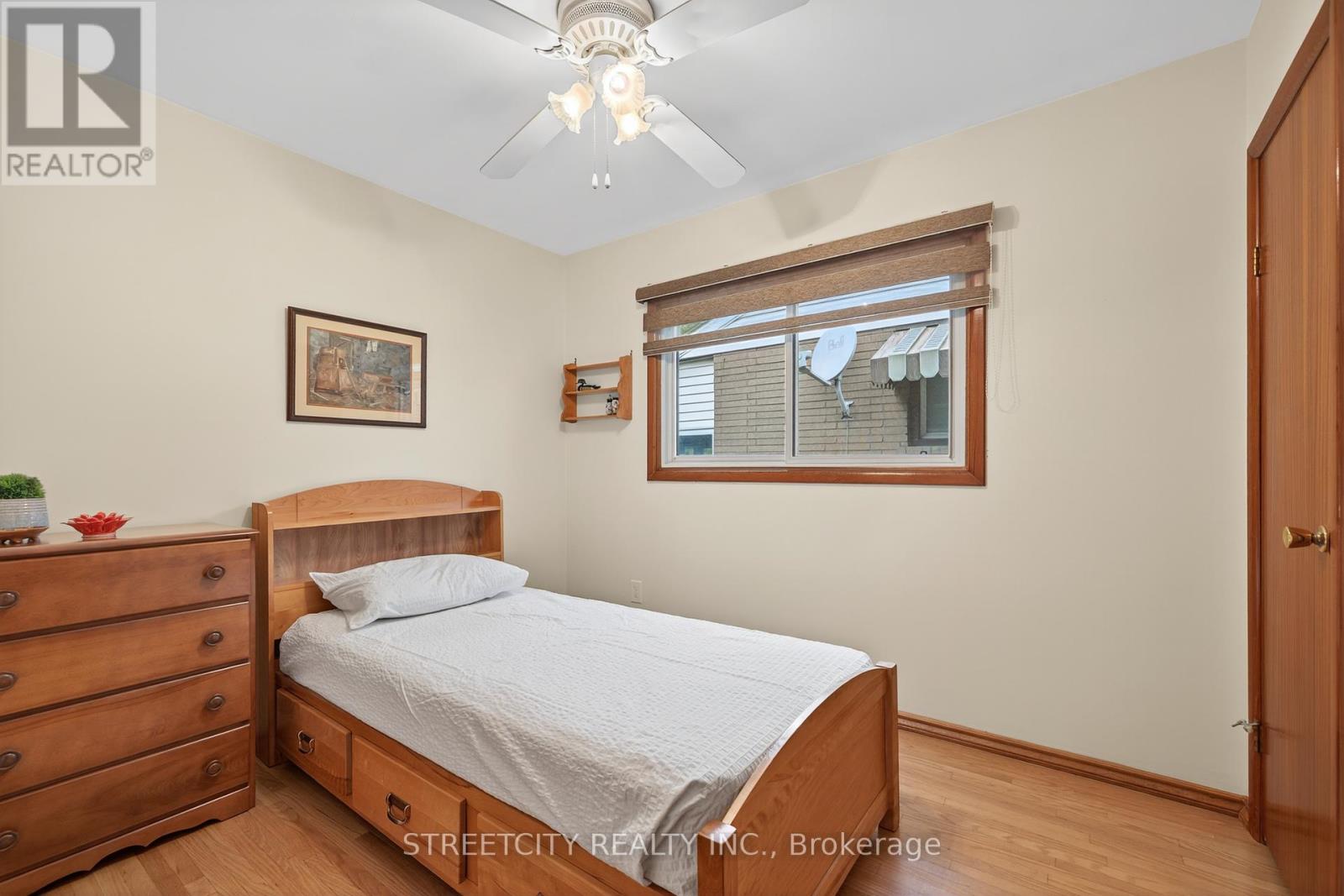 1892 Wavell Street, London East, Ontario  N5W 2E5 - Photo 19 - X12431702