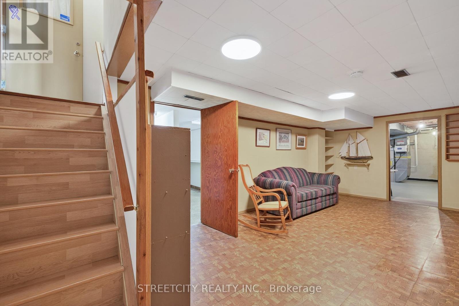 1892 Wavell Street, London East, Ontario  N5W 2E5 - Photo 24 - X12431702