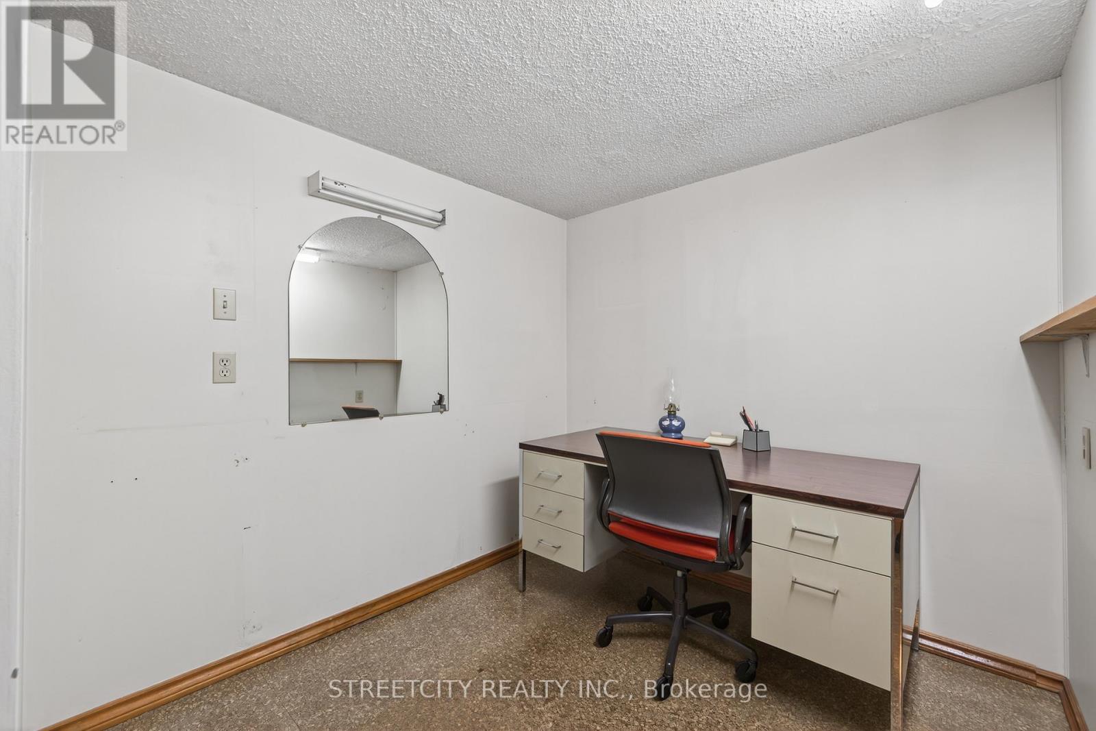 1892 Wavell Street, London East, Ontario  N5W 2E5 - Photo 28 - X12431702