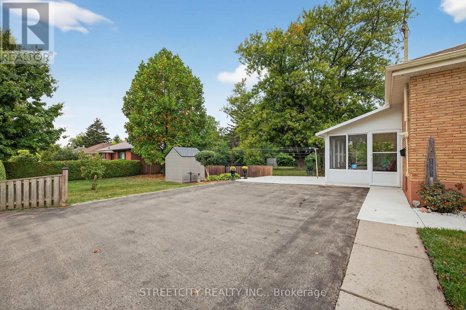1892 Wavell Street, London East, Ontario  N5W 2E5 - Photo 38 - X12431702