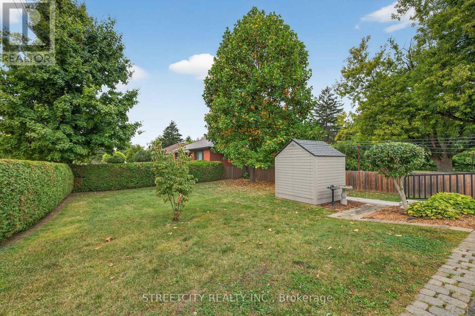 1892 Wavell Street, London East, Ontario  N5W 2E5 - Photo 39 - X12431702