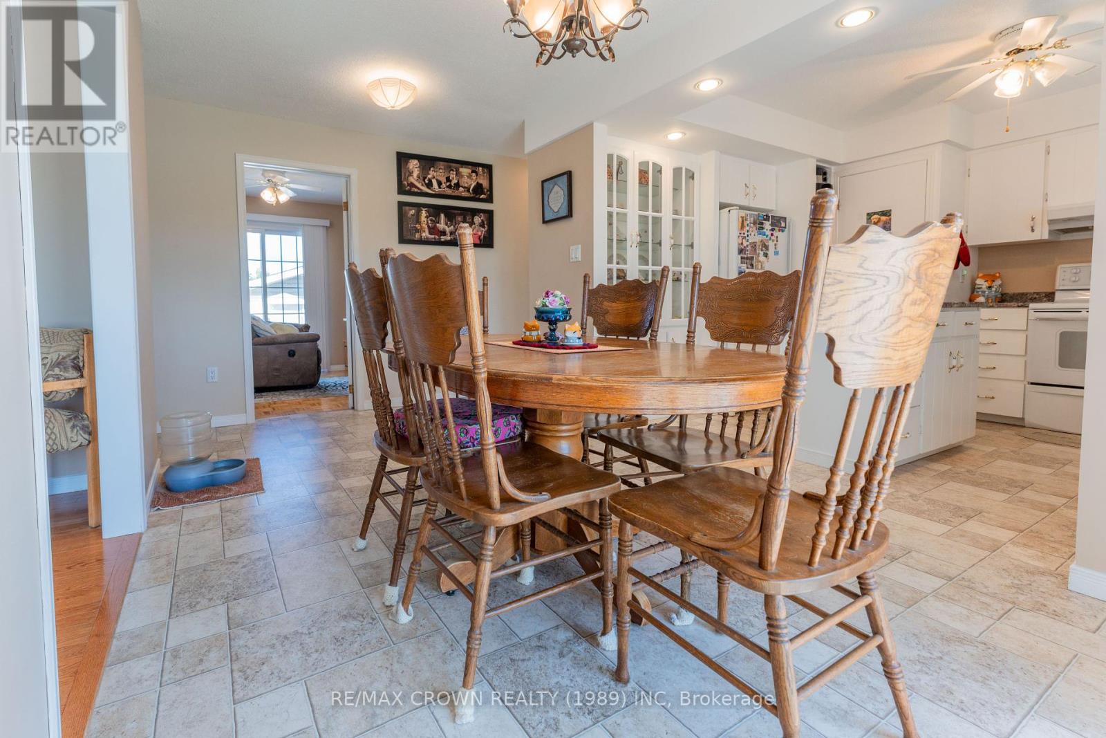 Fauquier - 57 Highway 11, Kapuskasing, Ontario  P0L 1G0 - Photo 10 - T12431654