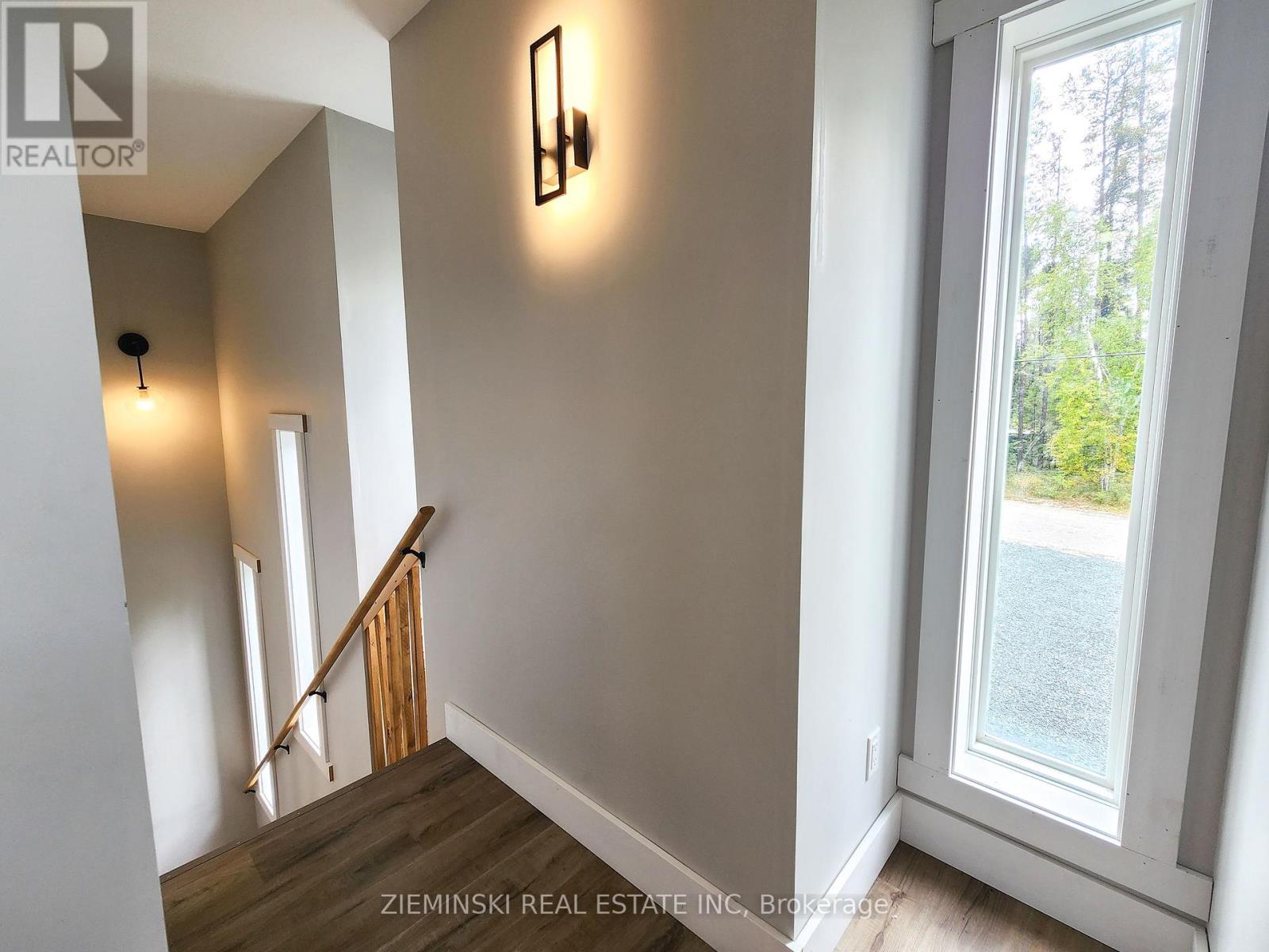 1016 Highway Beach Road, Iroquois Falls, Ontario  P0K 1G0 - Photo 22 - T12431699