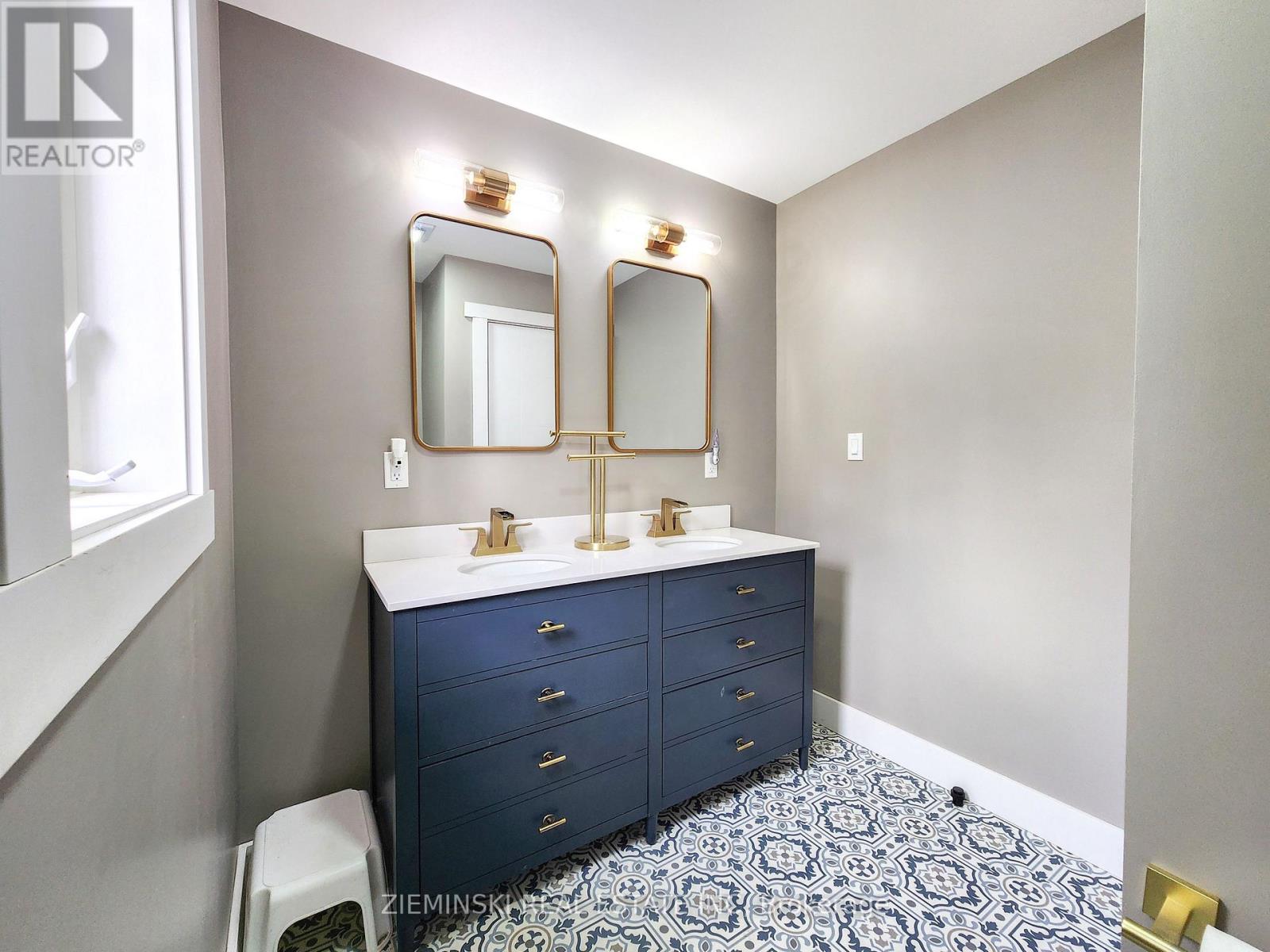 1016 Highway Beach Road, Iroquois Falls, Ontario  P0K 1G0 - Photo 28 - T12431699