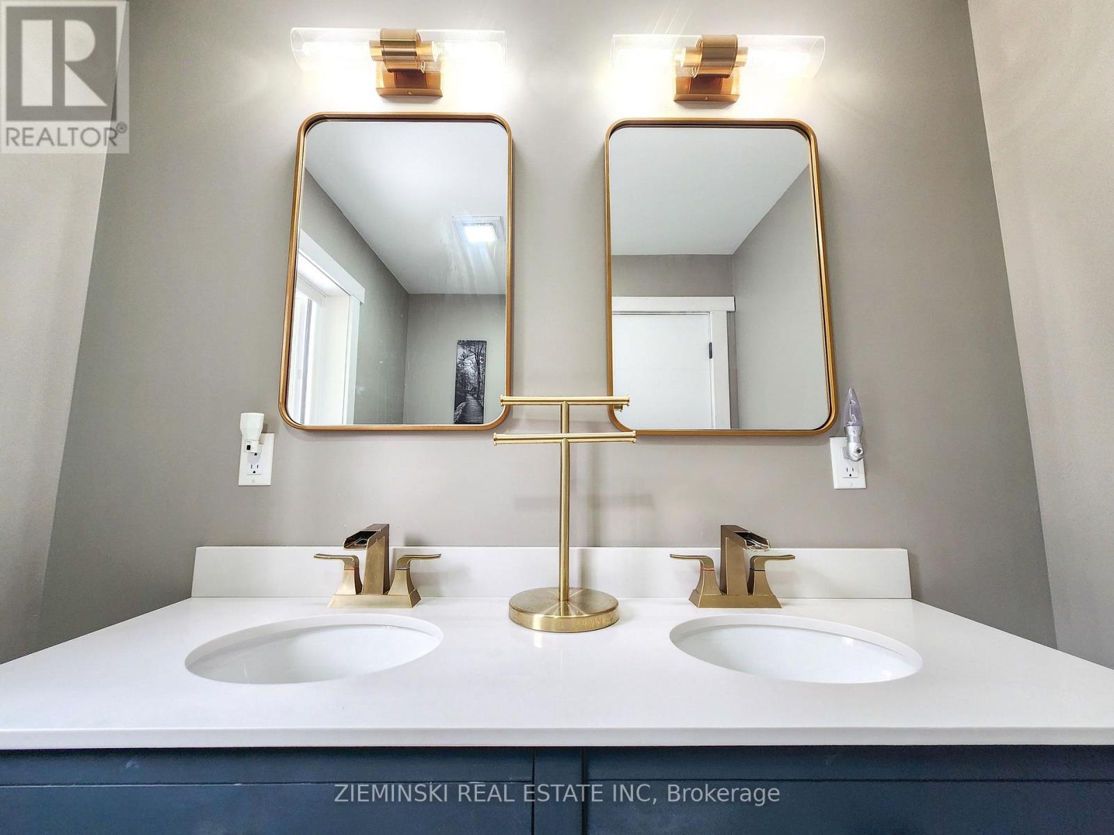 1016 Highway Beach Road, Iroquois Falls, Ontario  P0K 1G0 - Photo 29 - T12431699