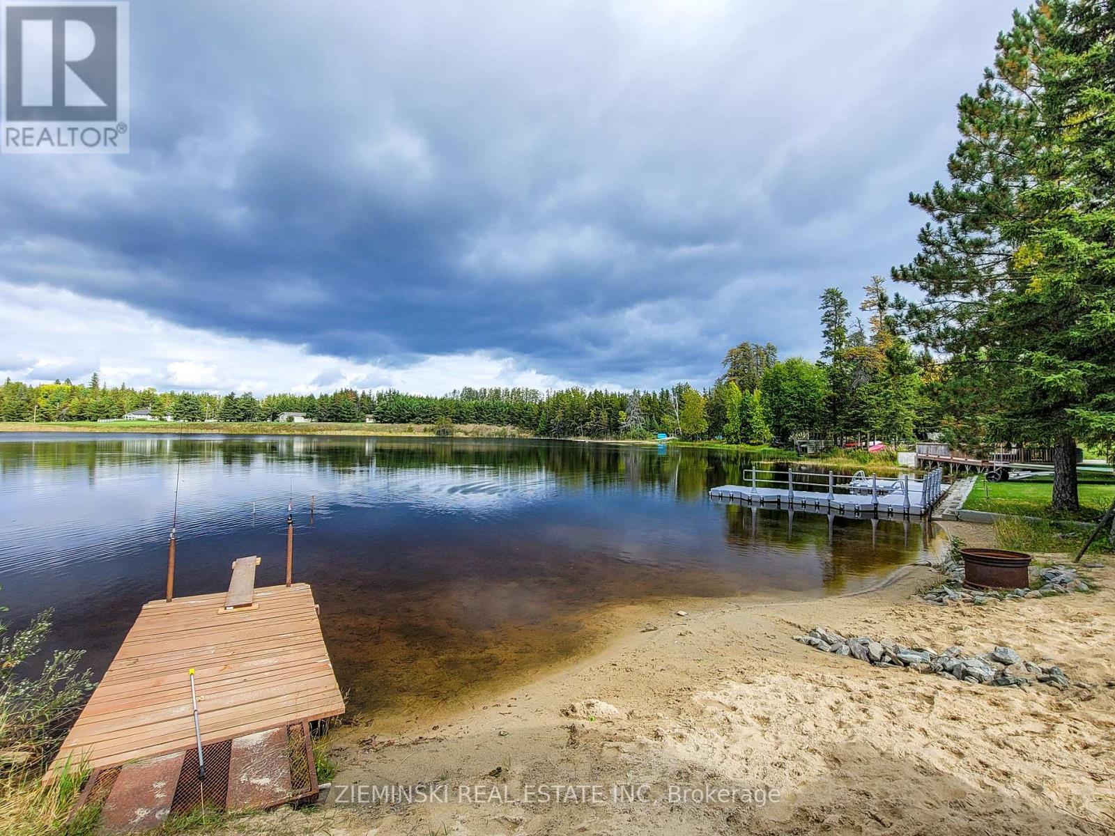 1016 Highway Beach Road, Iroquois Falls, Ontario  P0K 1G0 - Photo 35 - T12431699