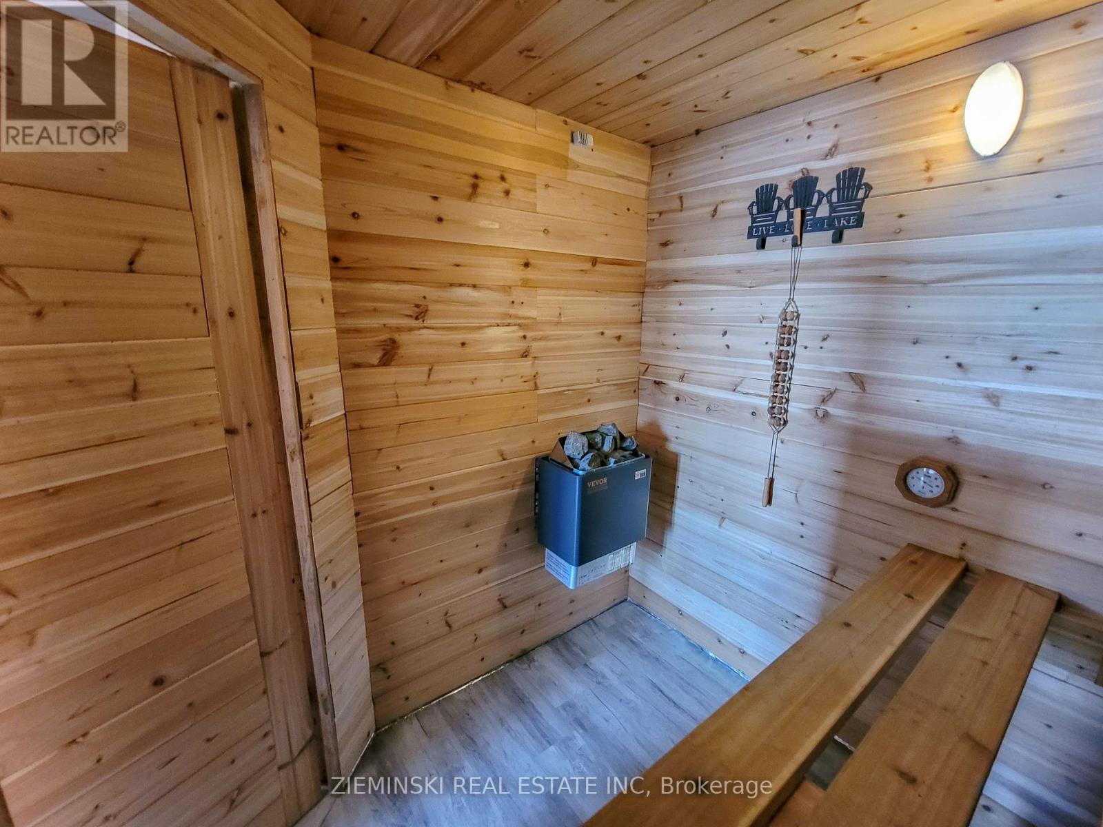 1016 Highway Beach Road, Iroquois Falls, Ontario  P0K 1G0 - Photo 41 - T12431699