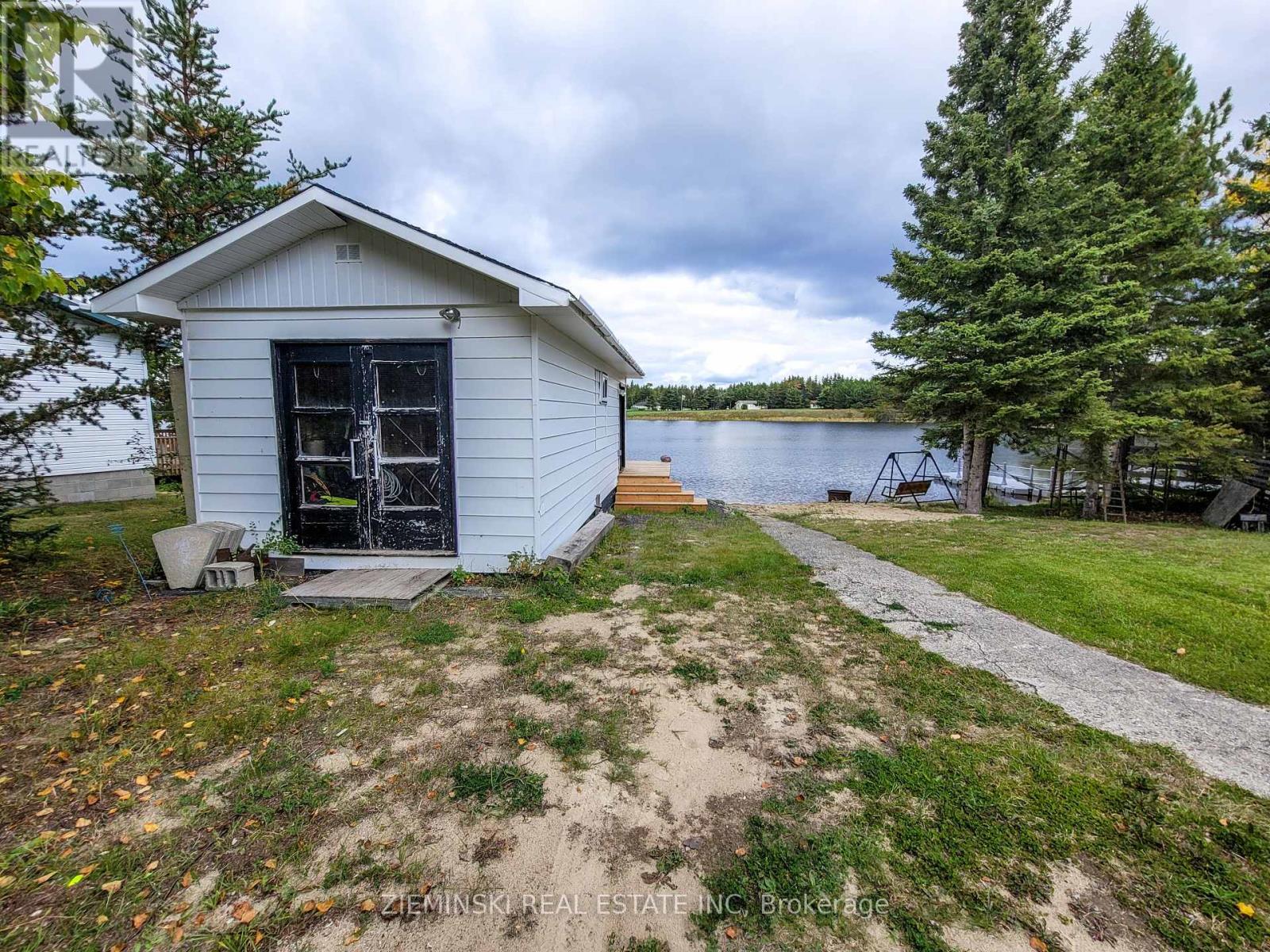 1016 Highway Beach Road, Iroquois Falls, Ontario  P0K 1G0 - Photo 42 - T12431699