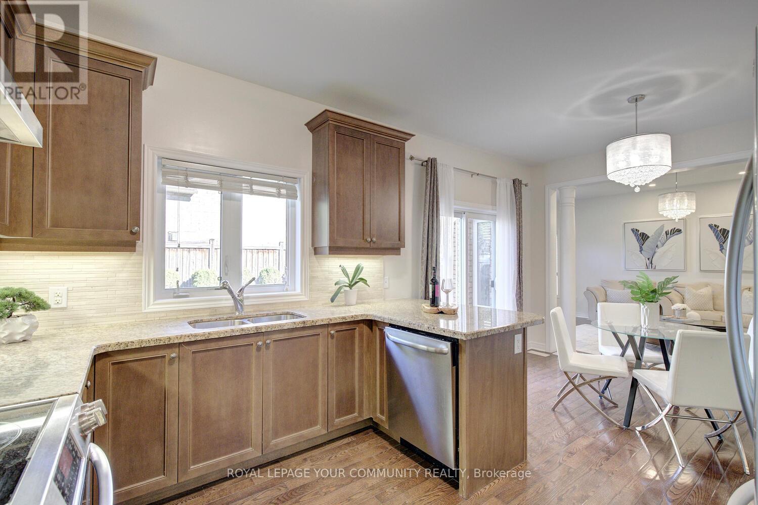 6 Halo Court, Vaughan, Ontario  L6A 4L3 - Photo 17 - N12431525