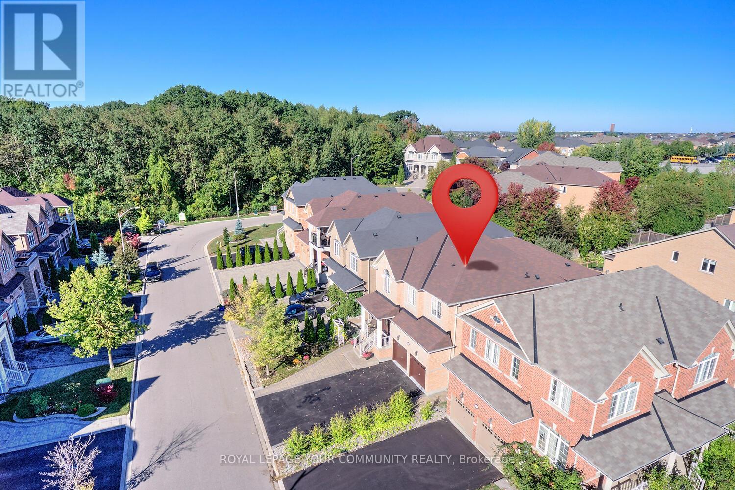 6 Halo Court, Vaughan, Ontario  L6A 4L3 - Photo 2 - N12431525