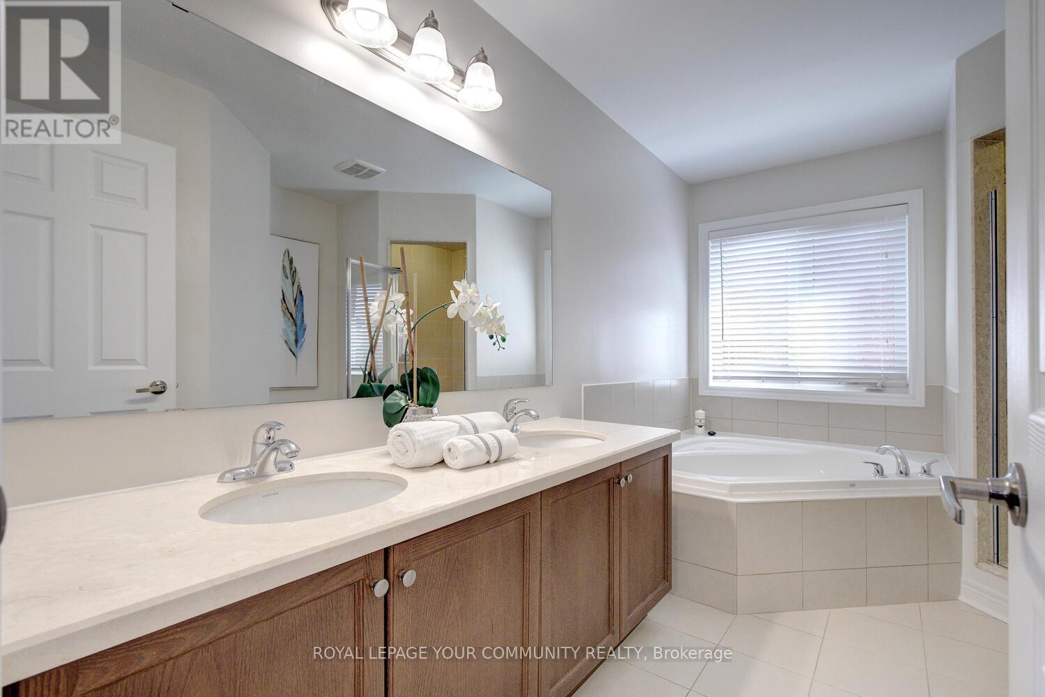 6 Halo Court, Vaughan, Ontario  L6A 4L3 - Photo 31 - N12431525
