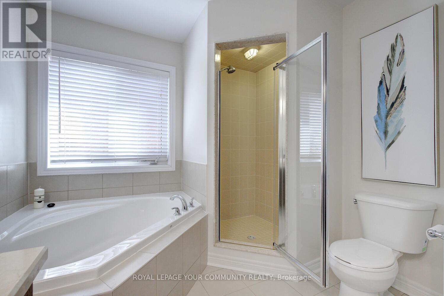 6 Halo Court, Vaughan, Ontario  L6A 4L3 - Photo 32 - N12431525