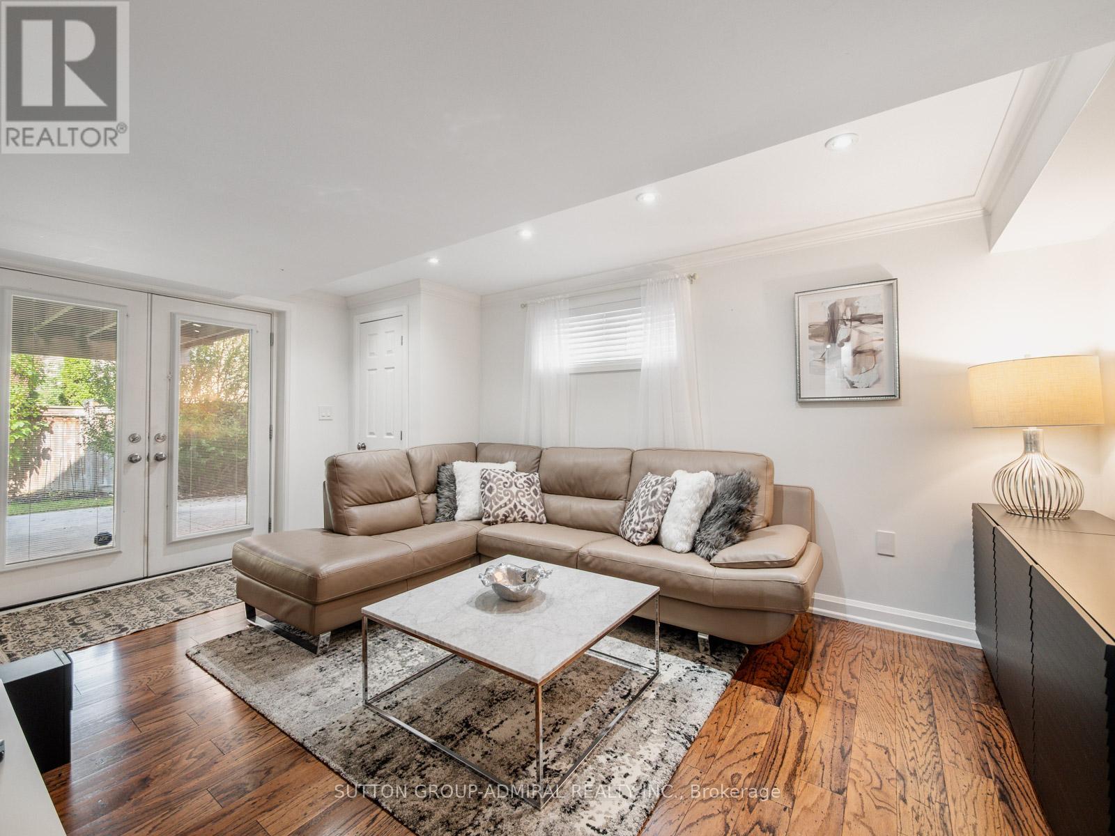 1057 Warby Trail, Newmarket, Ontario  L3X 3H6 - Photo 28 - N12431563