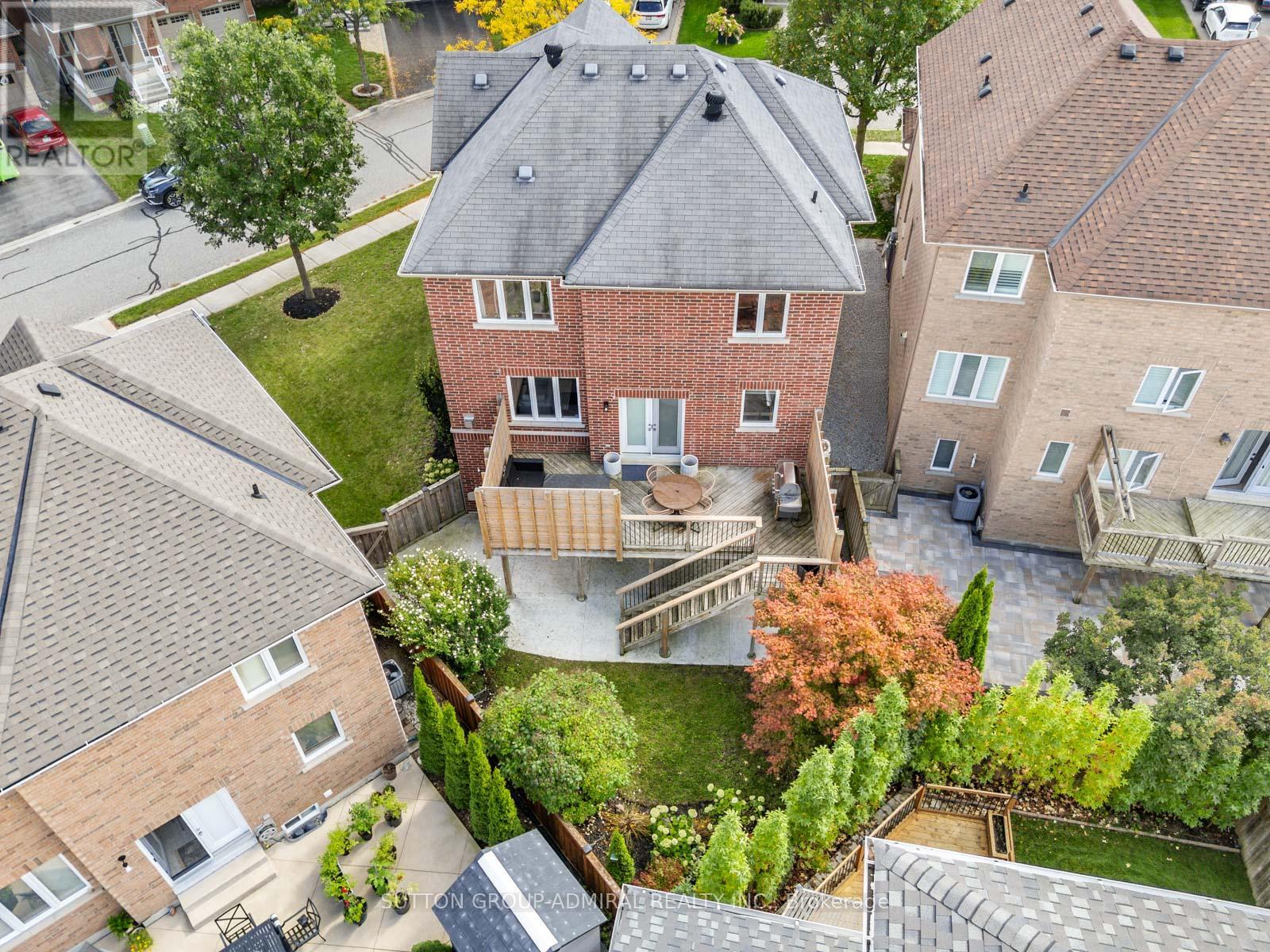 1057 Warby Trail, Newmarket, Ontario  L3X 3H6 - Photo 40 - N12431563