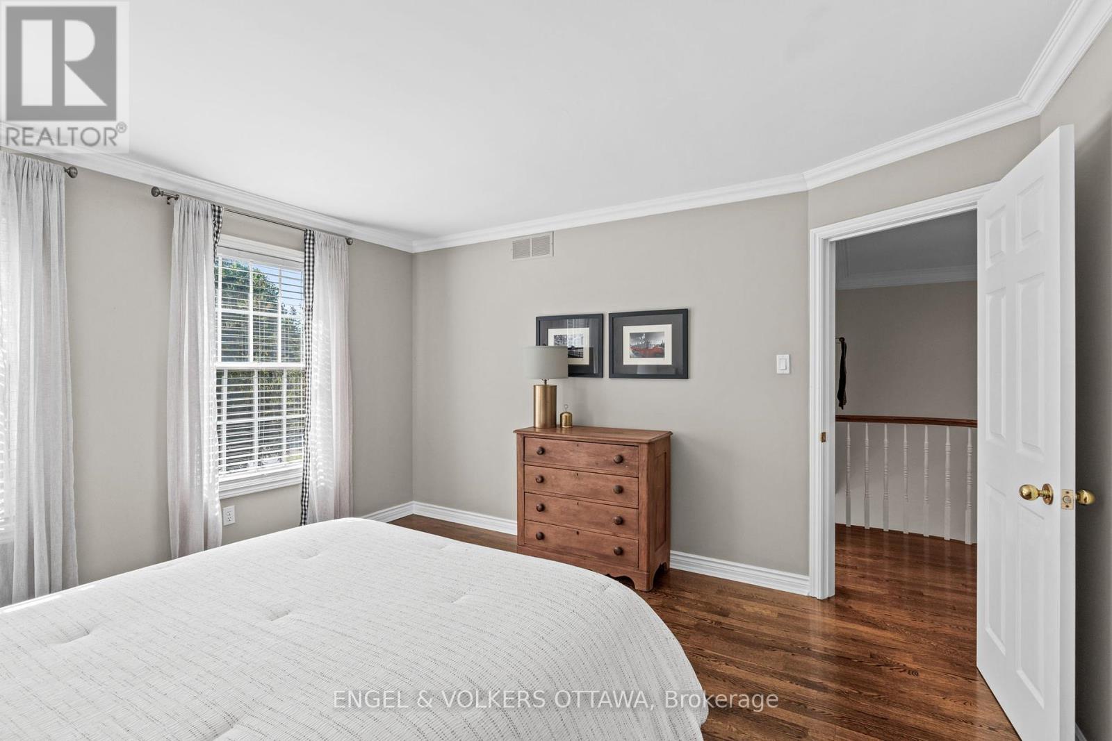 5557 Pettapiece Crescent, Ottawa, Ontario  K4M 1C5 - Photo 35 - X12431646