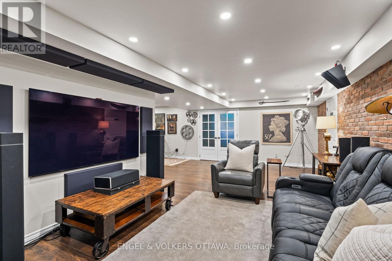 5557 Pettapiece Crescent, Ottawa, Ontario  K4M 1C5 - Photo 42 - X12431646
