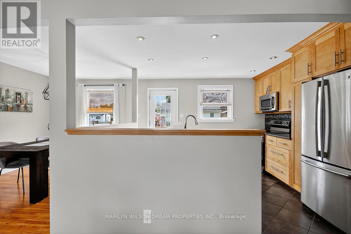 1914 Rosebella Avenue, Ottawa, Ontario  K1T 1G7 - Photo 19 - X12431649