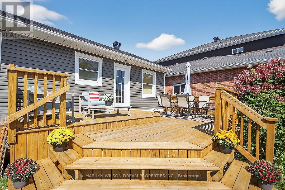 1914 Rosebella Avenue, Ottawa, Ontario  K1T 1G7 - Photo 47 - X12431649