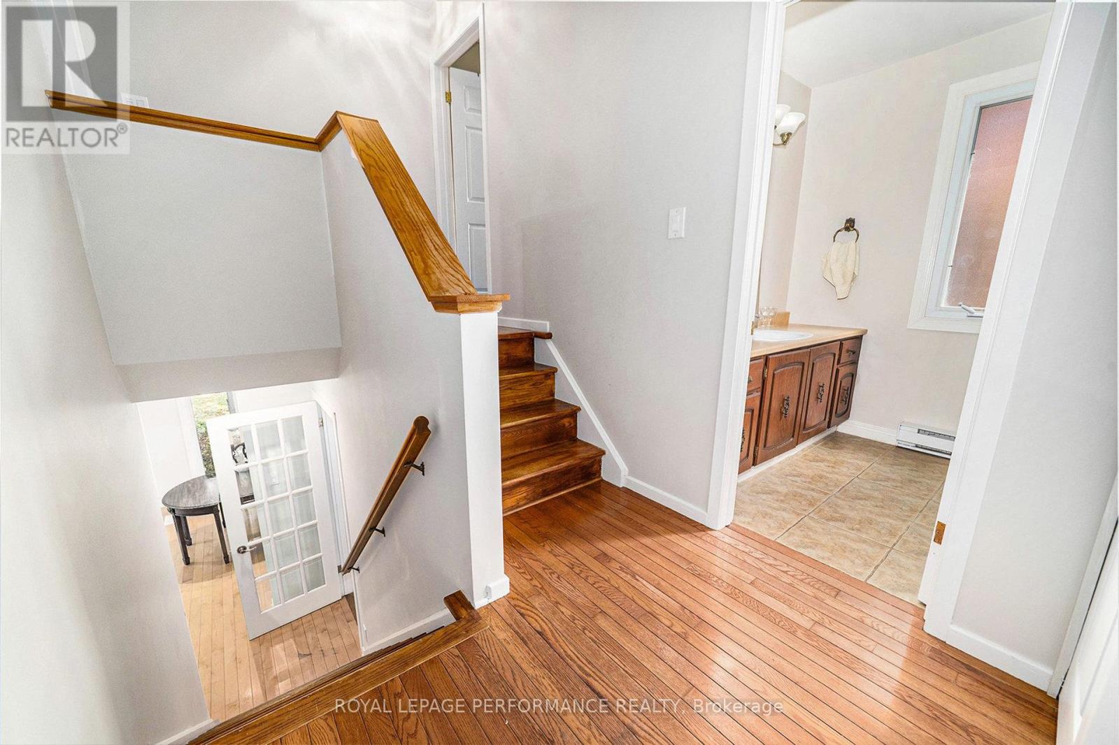 345 High Street, Carleton Place, Ontario  K7C 1W9 - Photo 9 - X12431651