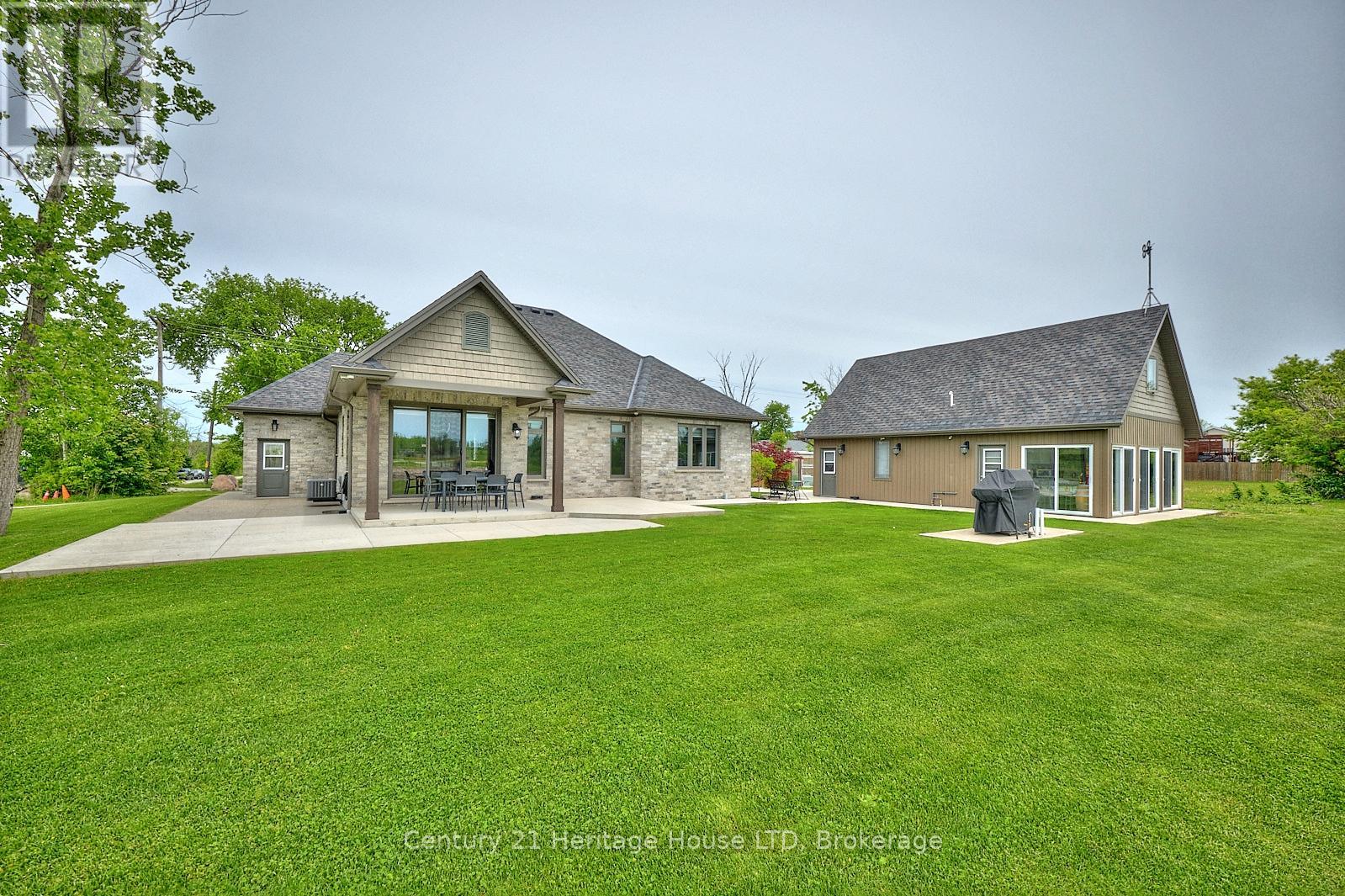 17 Biggar Road, Thorold (Port Robinson), Ontario  L0S 1K0 - Photo 37 - X12431627