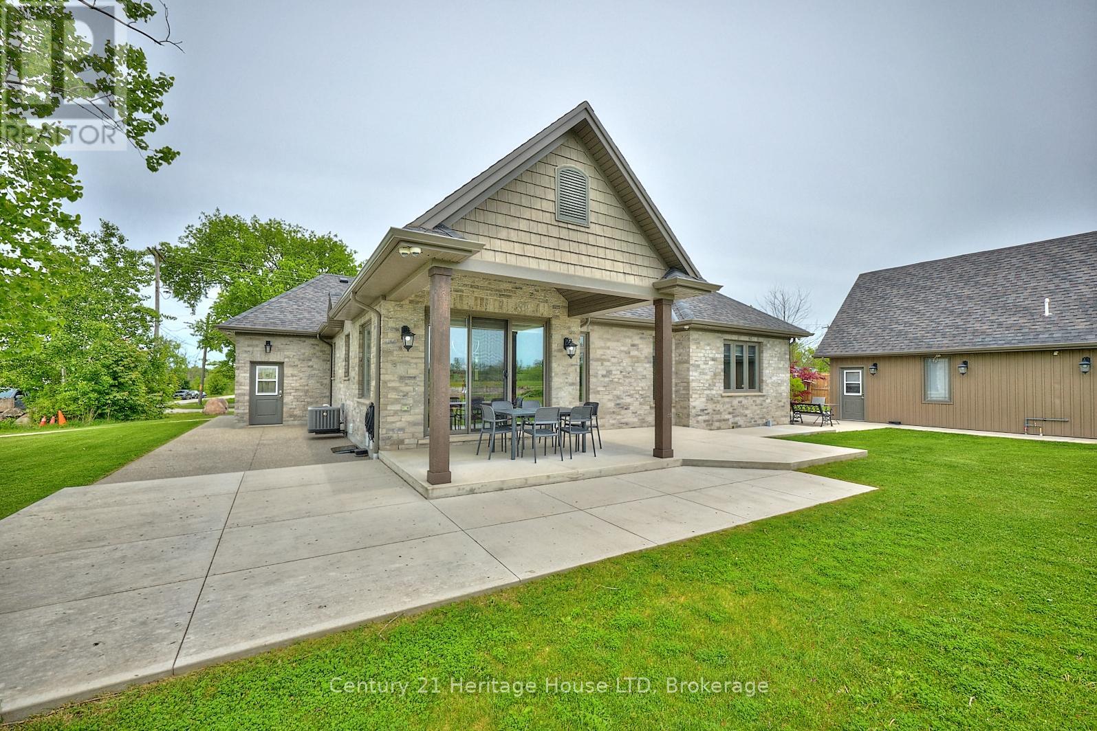 17 Biggar Road, Thorold (Port Robinson), Ontario  L0S 1K0 - Photo 38 - X12431627