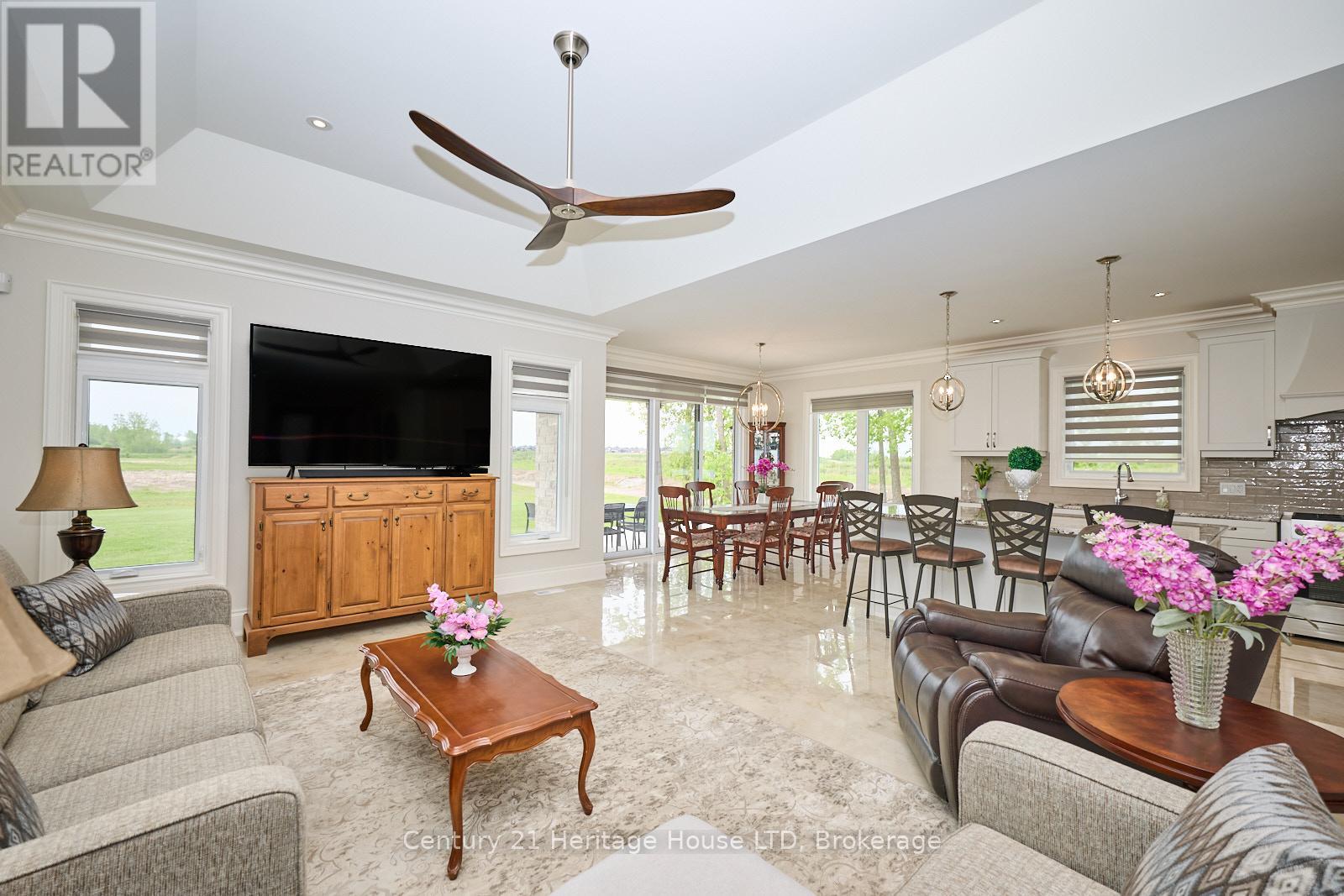 17 Biggar Road, Thorold (Port Robinson), Ontario  L0S 1K0 - Photo 9 - X12431627