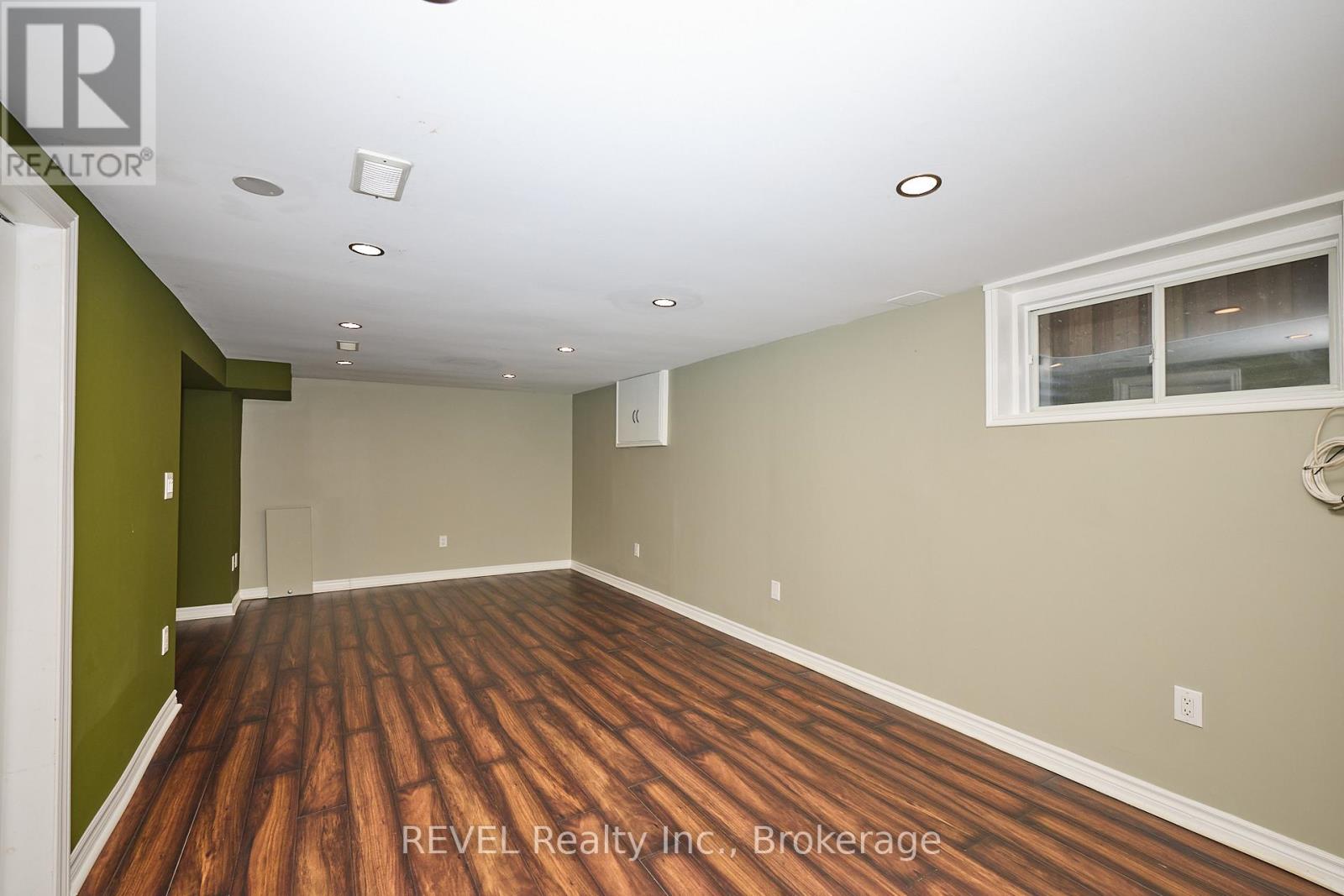 6237 Monterey Avenue, Niagara Falls (West Wood), Ontario  L2H 2A5 - Photo 18 - X12431637