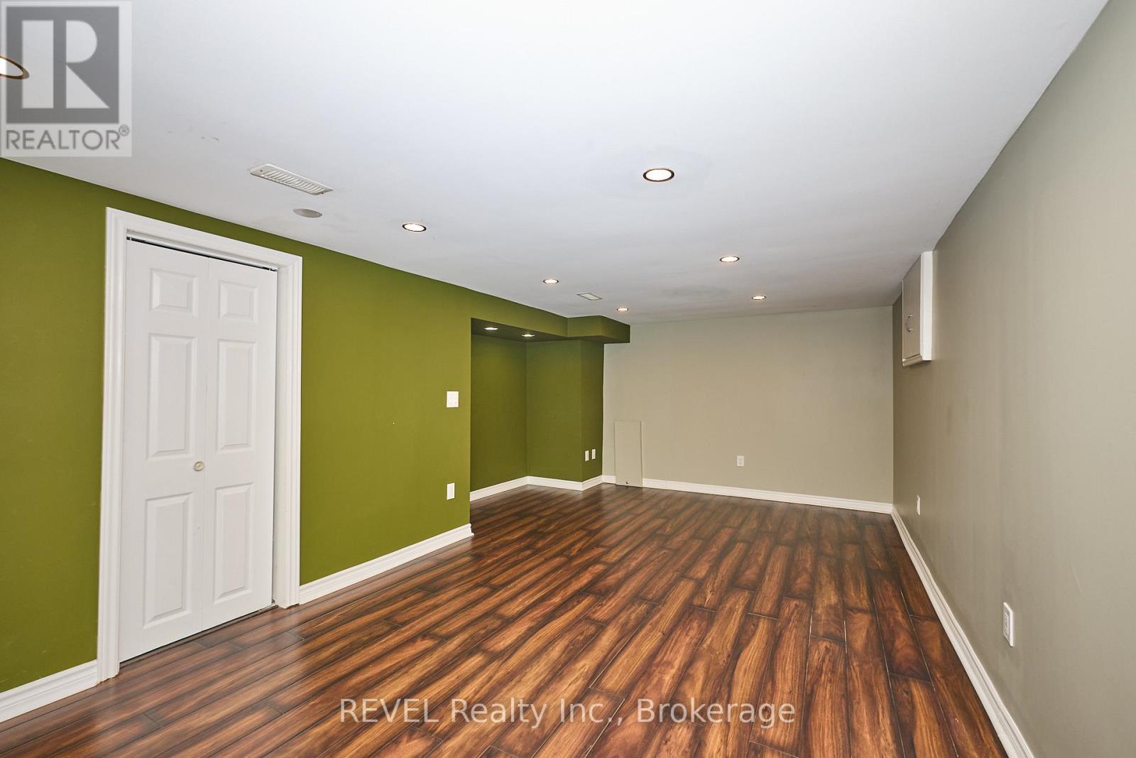 6237 Monterey Avenue, Niagara Falls (West Wood), Ontario  L2H 2A5 - Photo 20 - X12431637