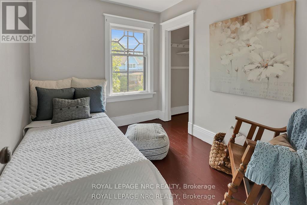61 Thomas Street, St. Catharines (Downtown), Ontario  L2R 6L8 - Photo 14 - X12431714