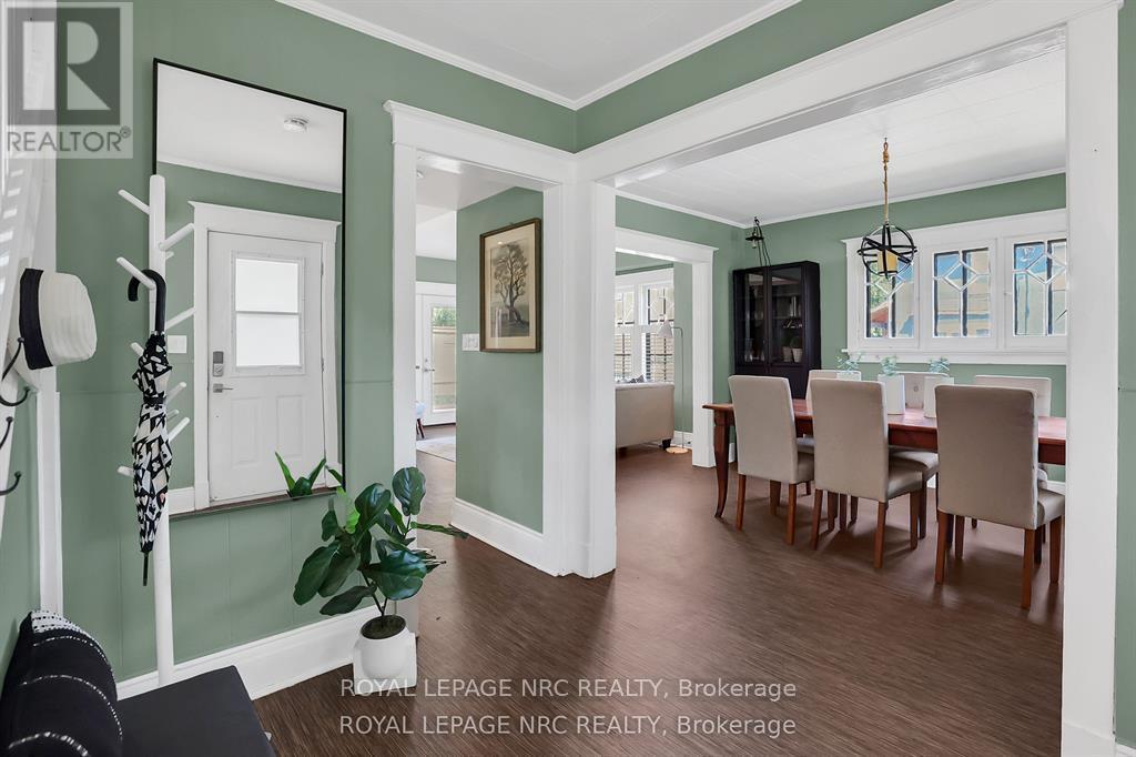 61 Thomas Street, St. Catharines (Downtown), Ontario  L2R 6L8 - Photo 4 - X12431714