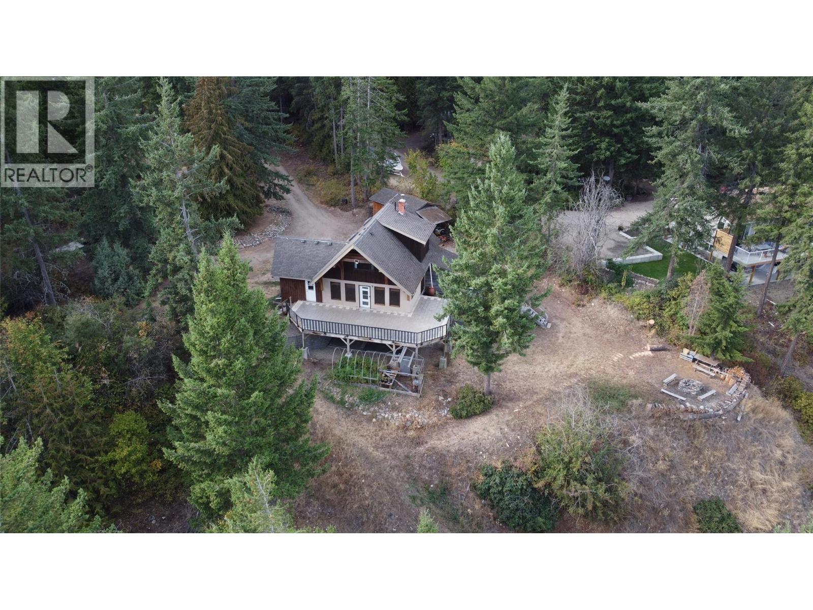 1278 Demster Road, lee creek, British Columbia