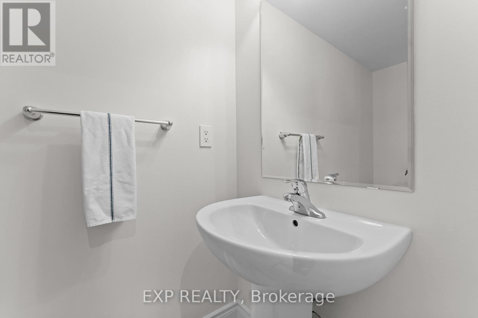292 Reis Place, Milton, Ontario  L9E 0A9 - Photo 24 - W12431530