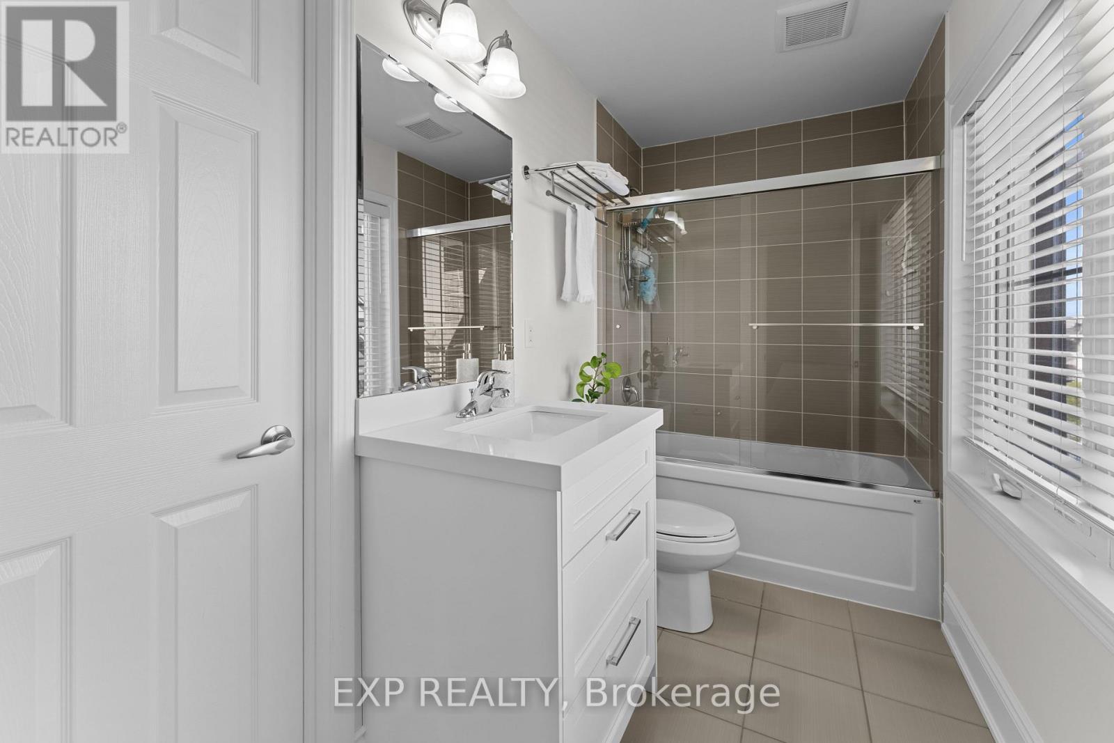 292 Reis Place, Milton, Ontario  L9E 0A9 - Photo 35 - W12431530