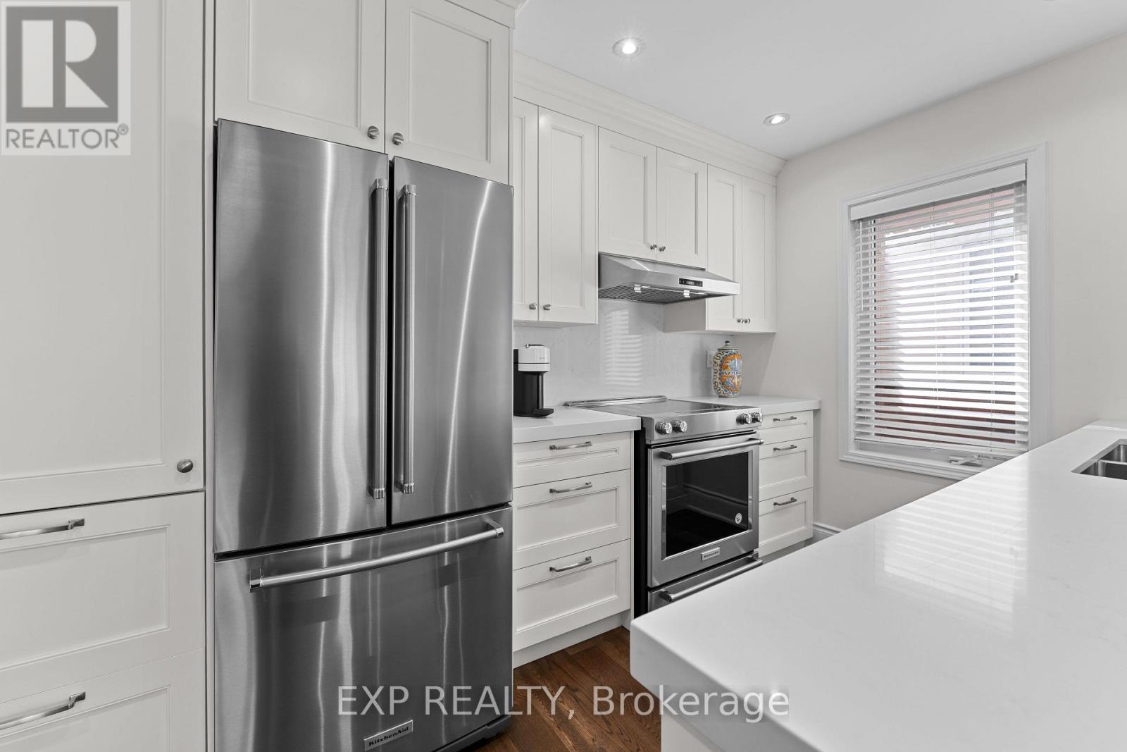 292 Reis Place, Milton, Ontario  L9E 0A9 - Photo 8 - W12431530