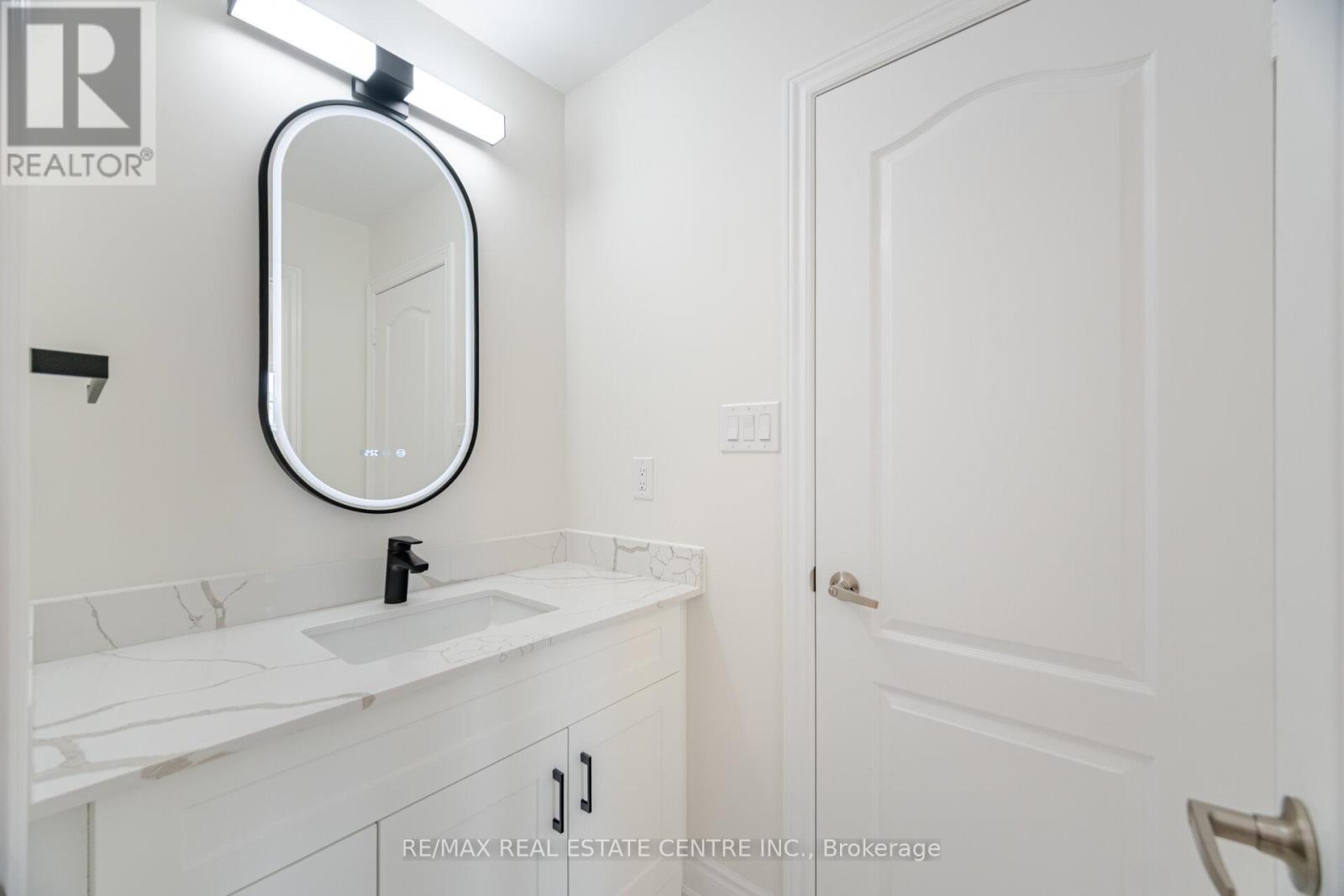 200 Weston Drive, Milton, Ontario  L9T 0V1 - Photo 38 - W12431564