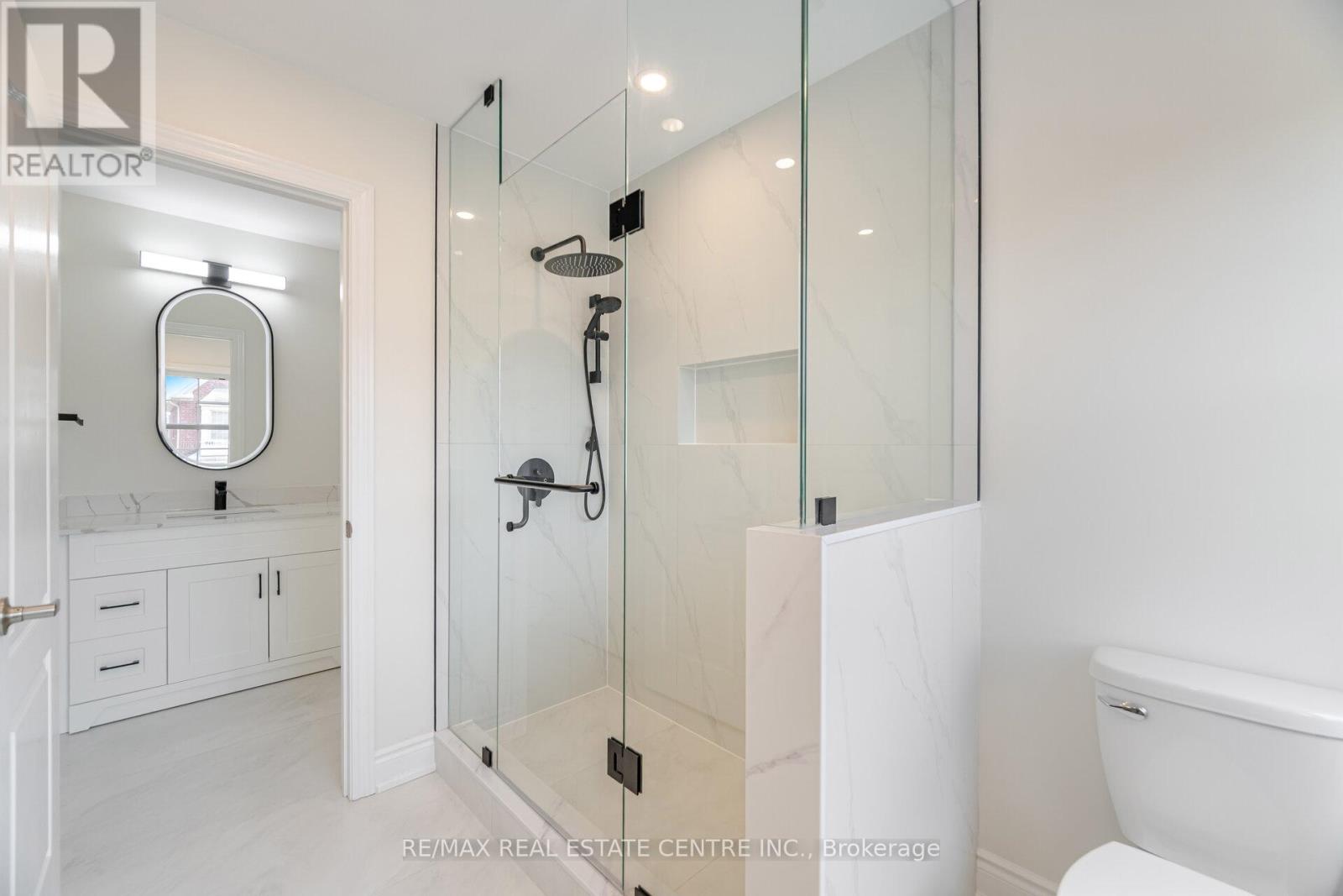200 Weston Drive, Milton, Ontario  L9T 0V1 - Photo 39 - W12431564