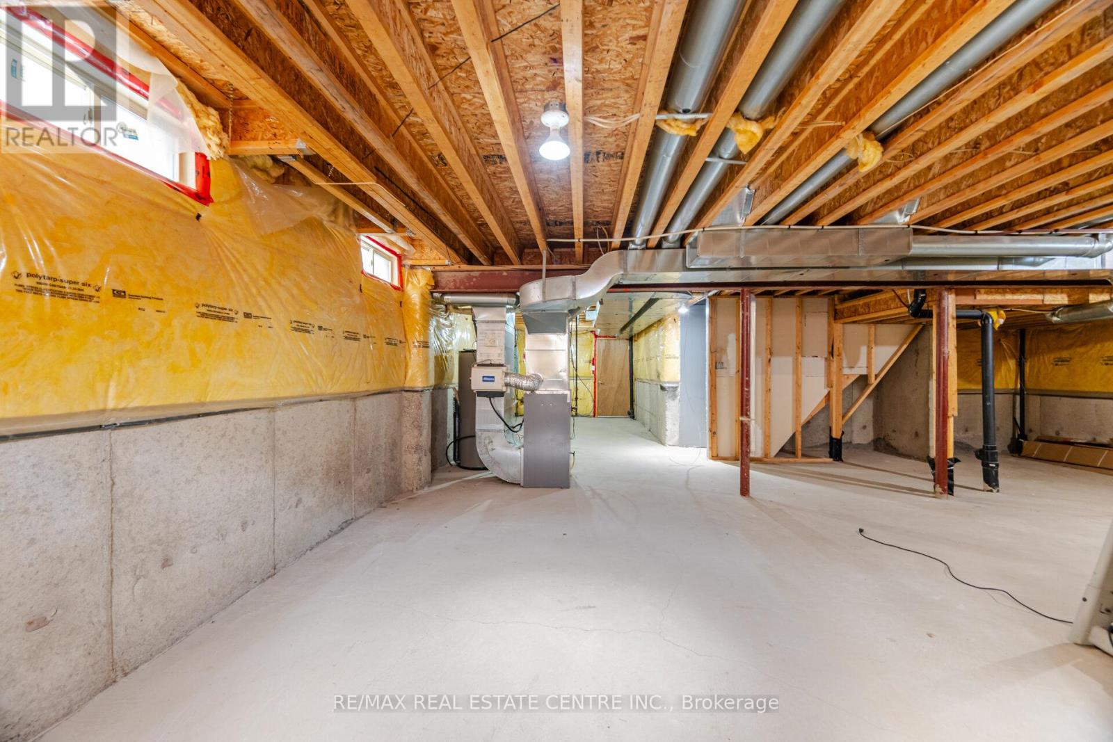 200 Weston Drive, Milton, Ontario  L9T 0V1 - Photo 46 - W12431564
