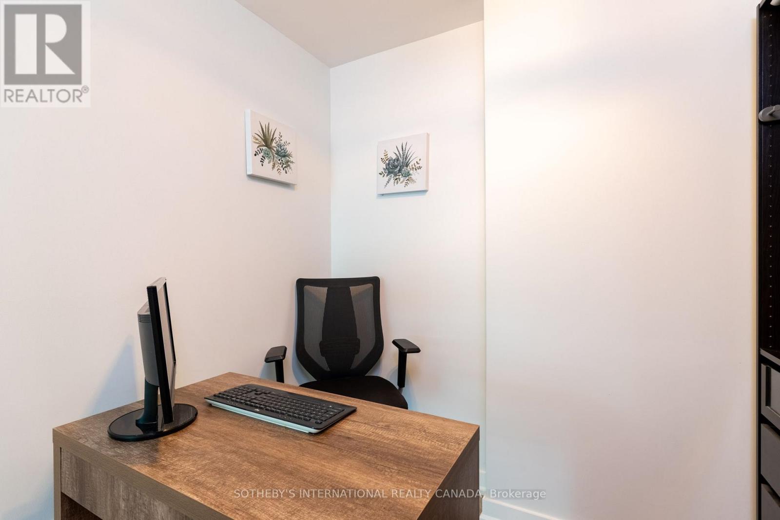 706 - 155 Legion Road, Toronto, Ontario  M8Y 0A7 - Photo 17 - W12431571