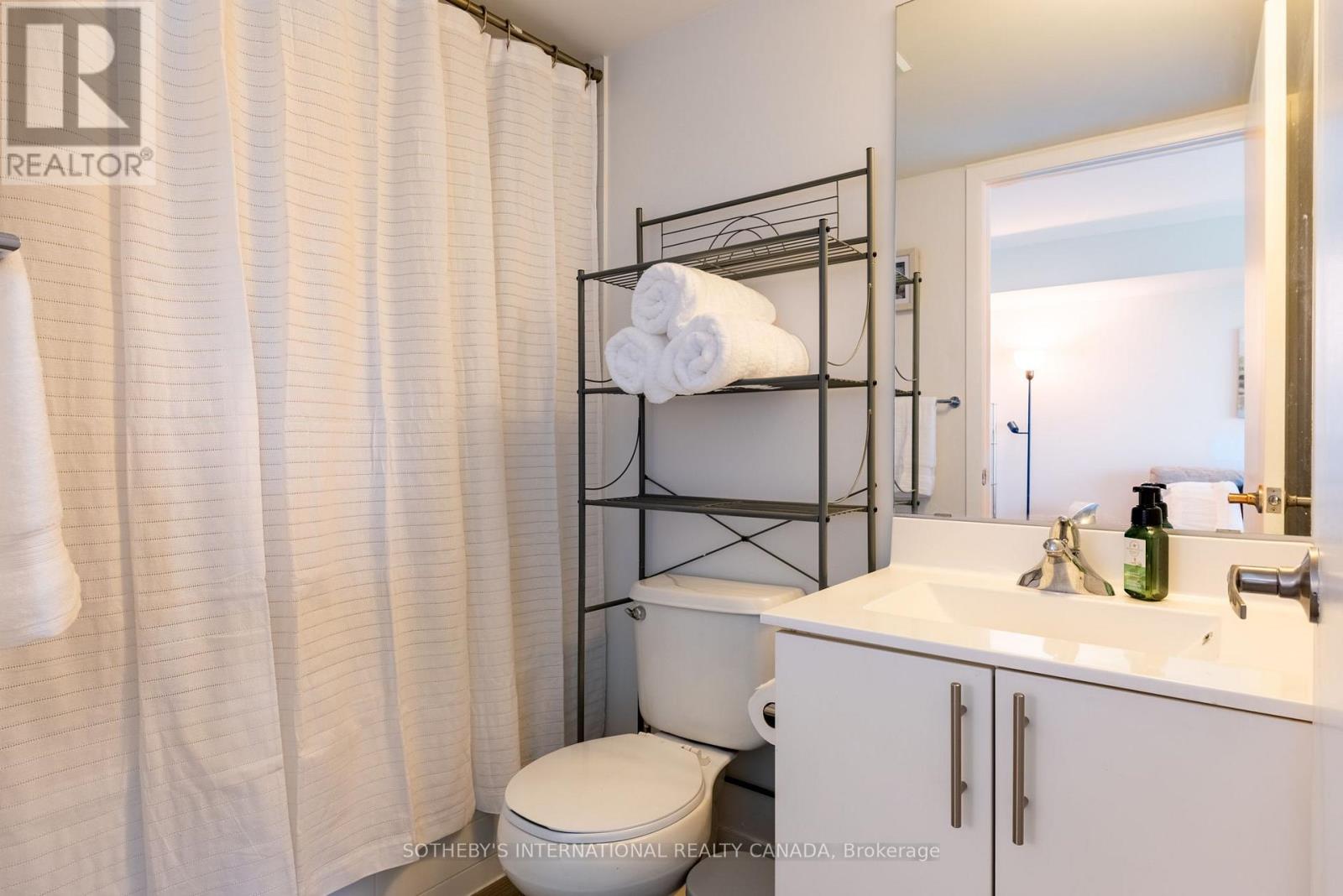 706 - 155 Legion Road, Toronto, Ontario  M8Y 0A7 - Photo 18 - W12431571