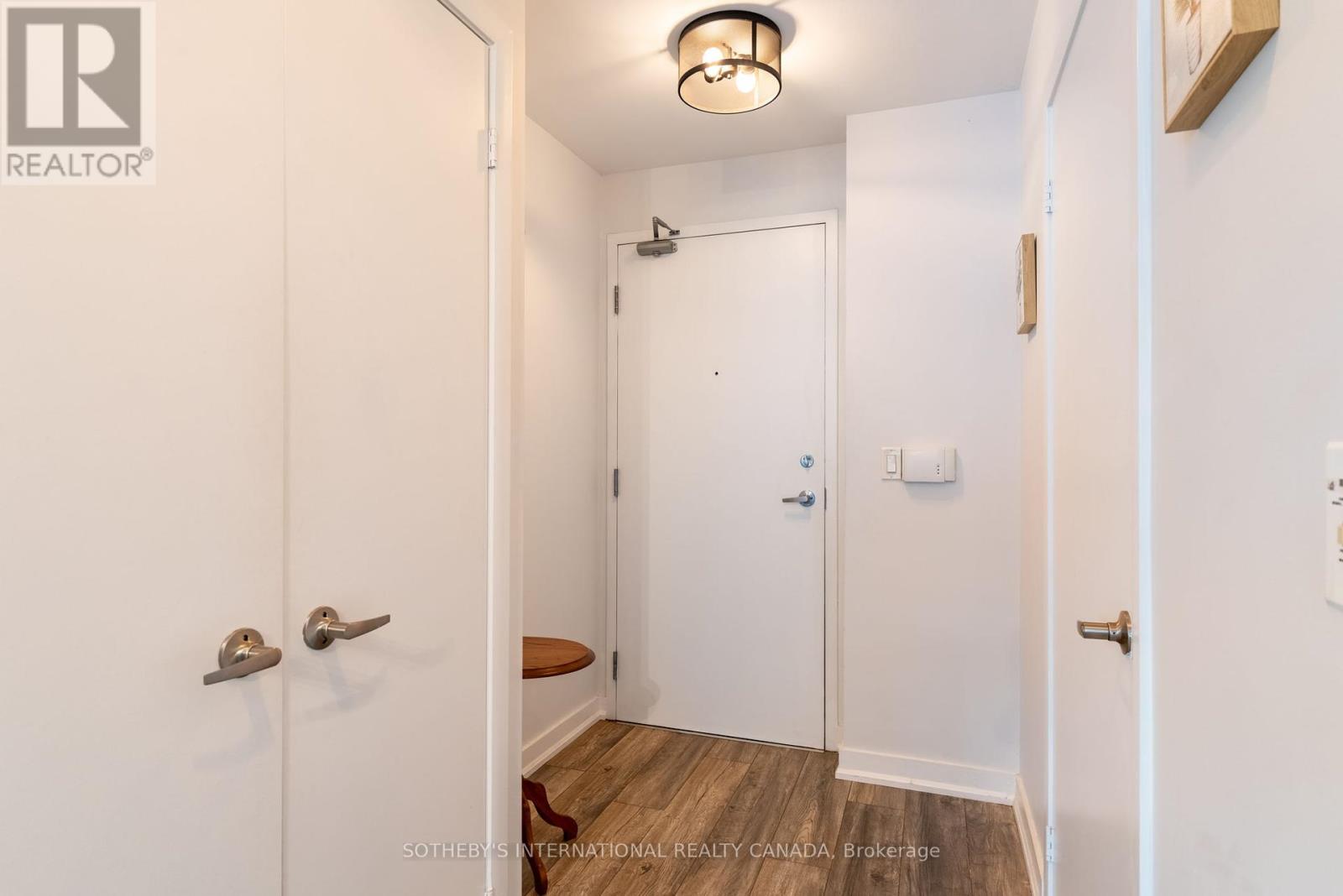 706 - 155 Legion Road, Toronto, Ontario  M8Y 0A7 - Photo 2 - W12431571