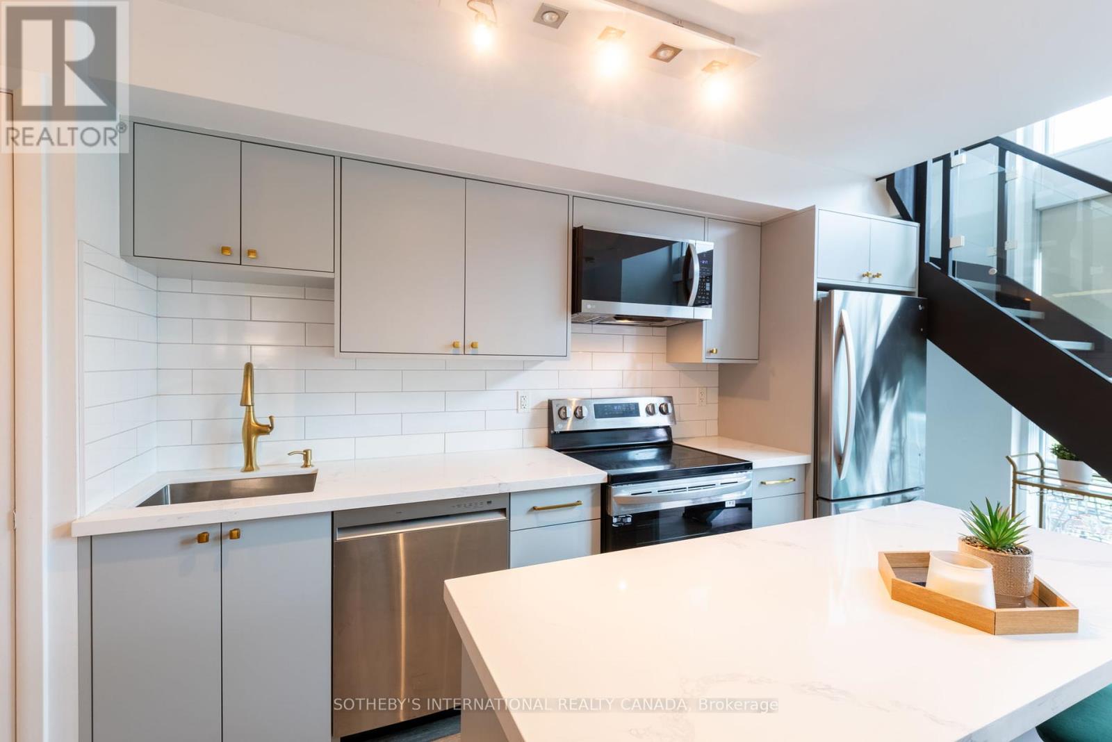 706 - 155 Legion Road, Toronto, Ontario  M8Y 0A7 - Photo 7 - W12431571